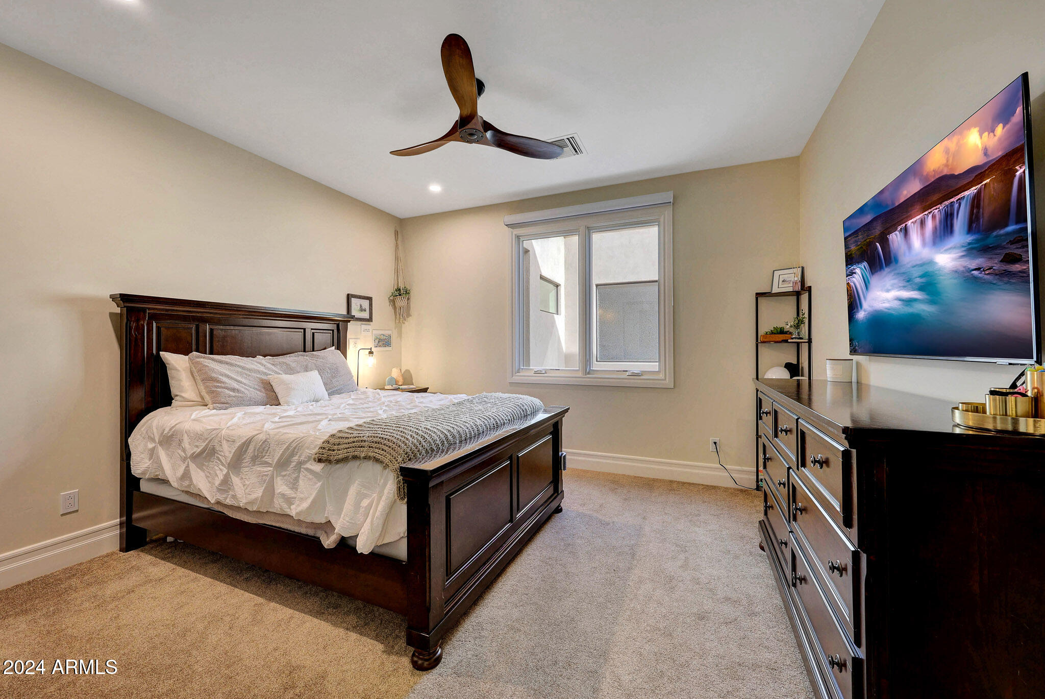TROON CANYON ESTATES - Residential