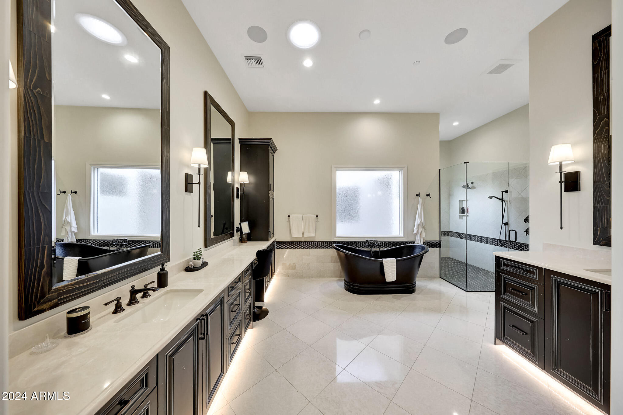 TROON CANYON ESTATES - Residential