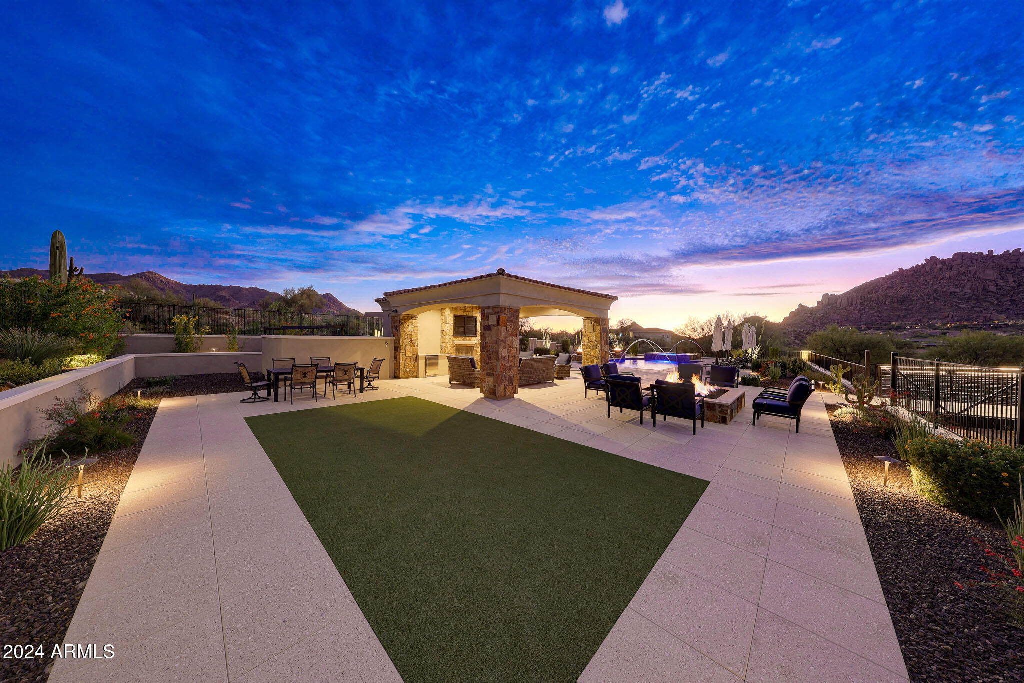 TROON CANYON ESTATES - Residential