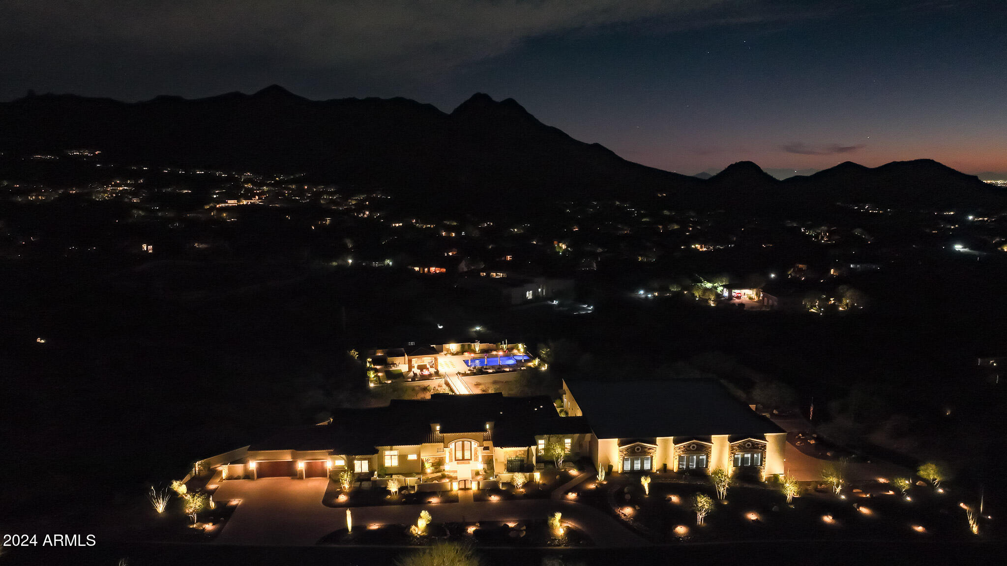 TROON CANYON ESTATES - Residential