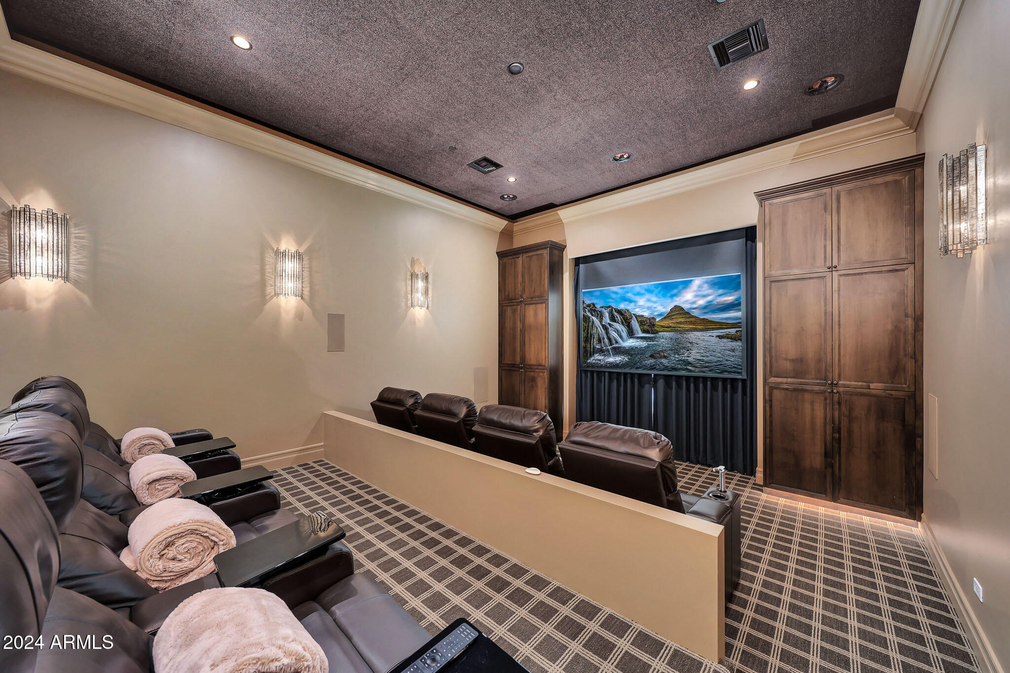 TROON CANYON ESTATES - Residential