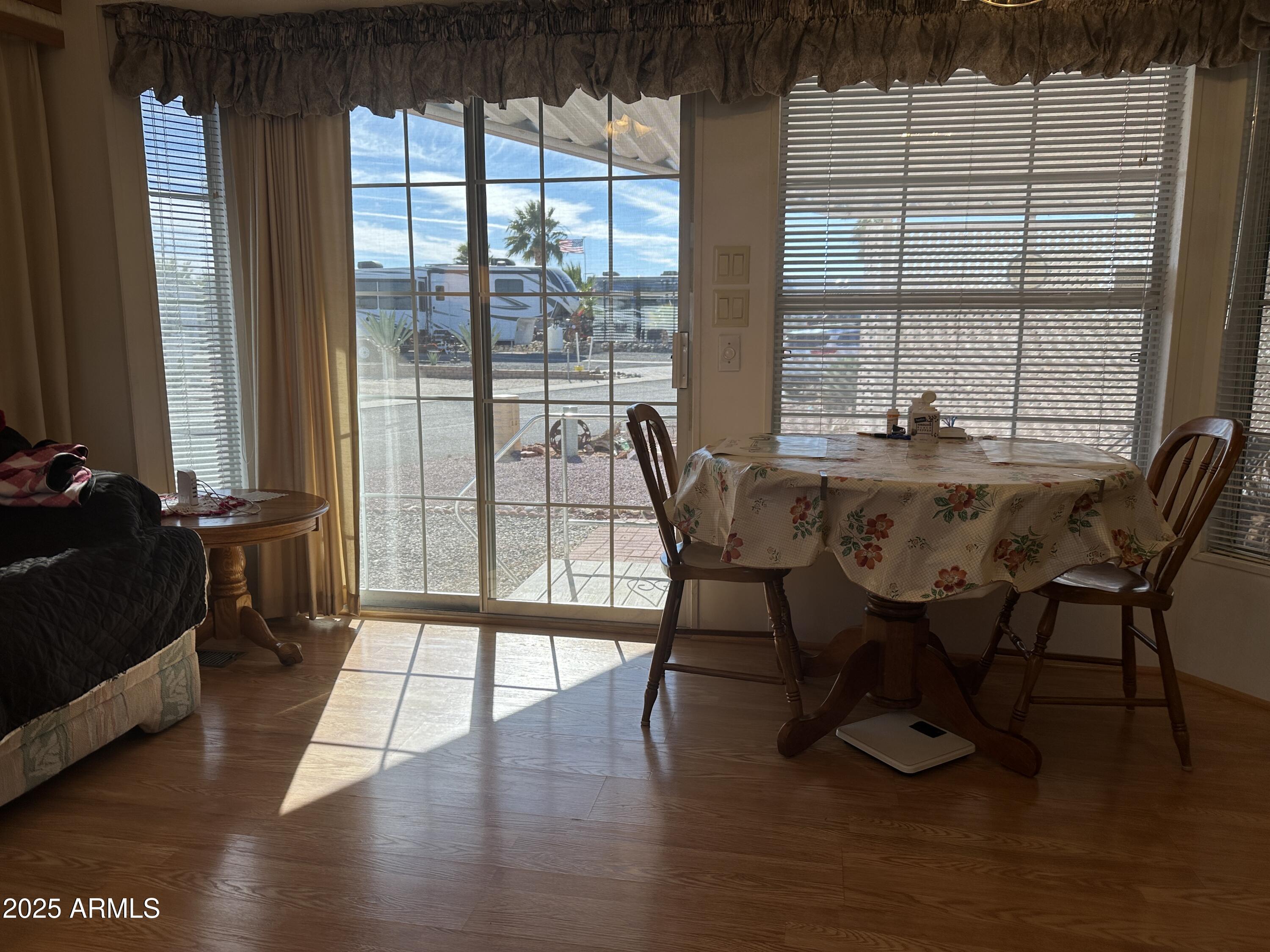 ESCAPEES AT NORTH RANCH - Residential