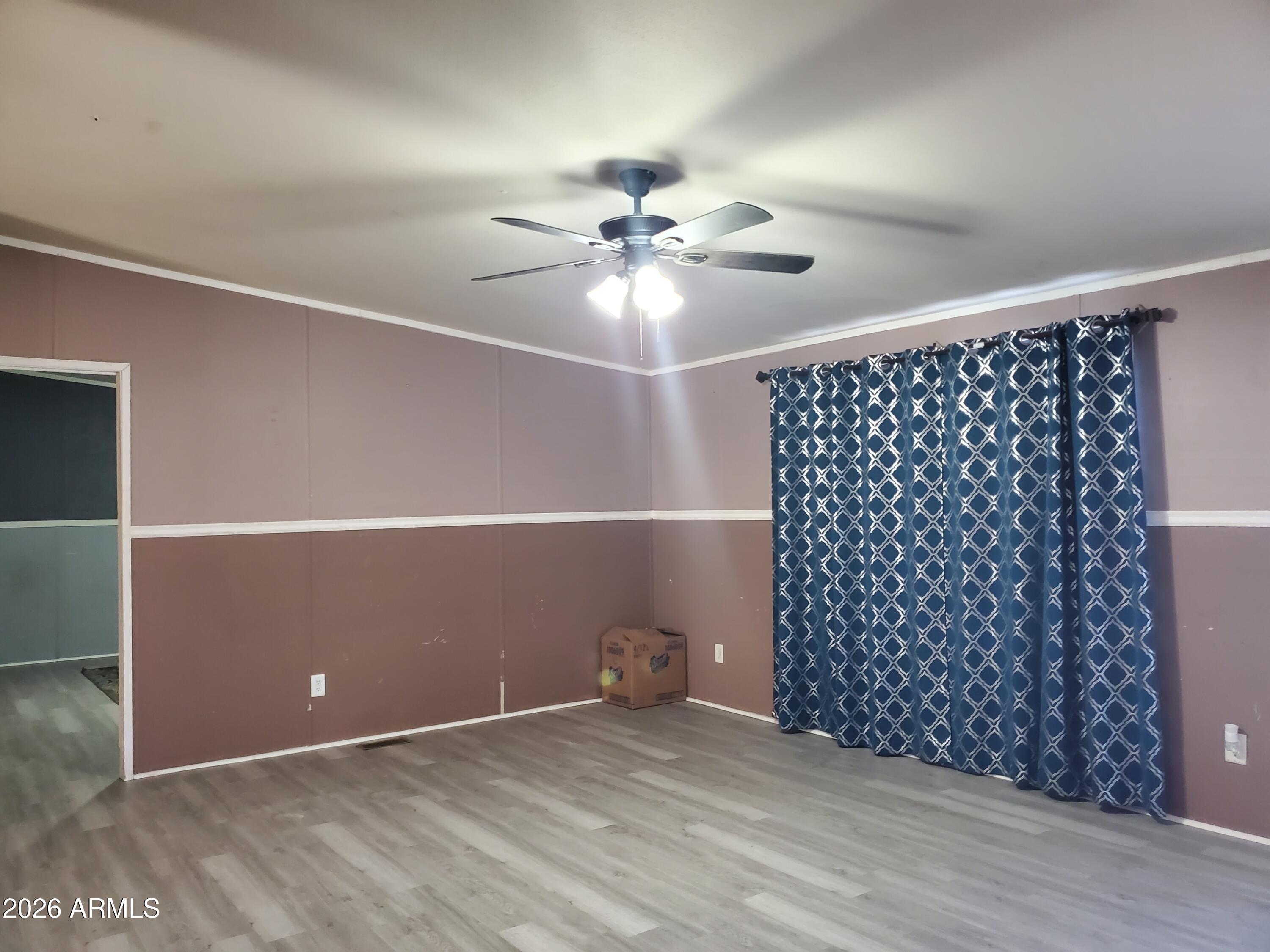 Los Arcos Mobile Home Park - Residential