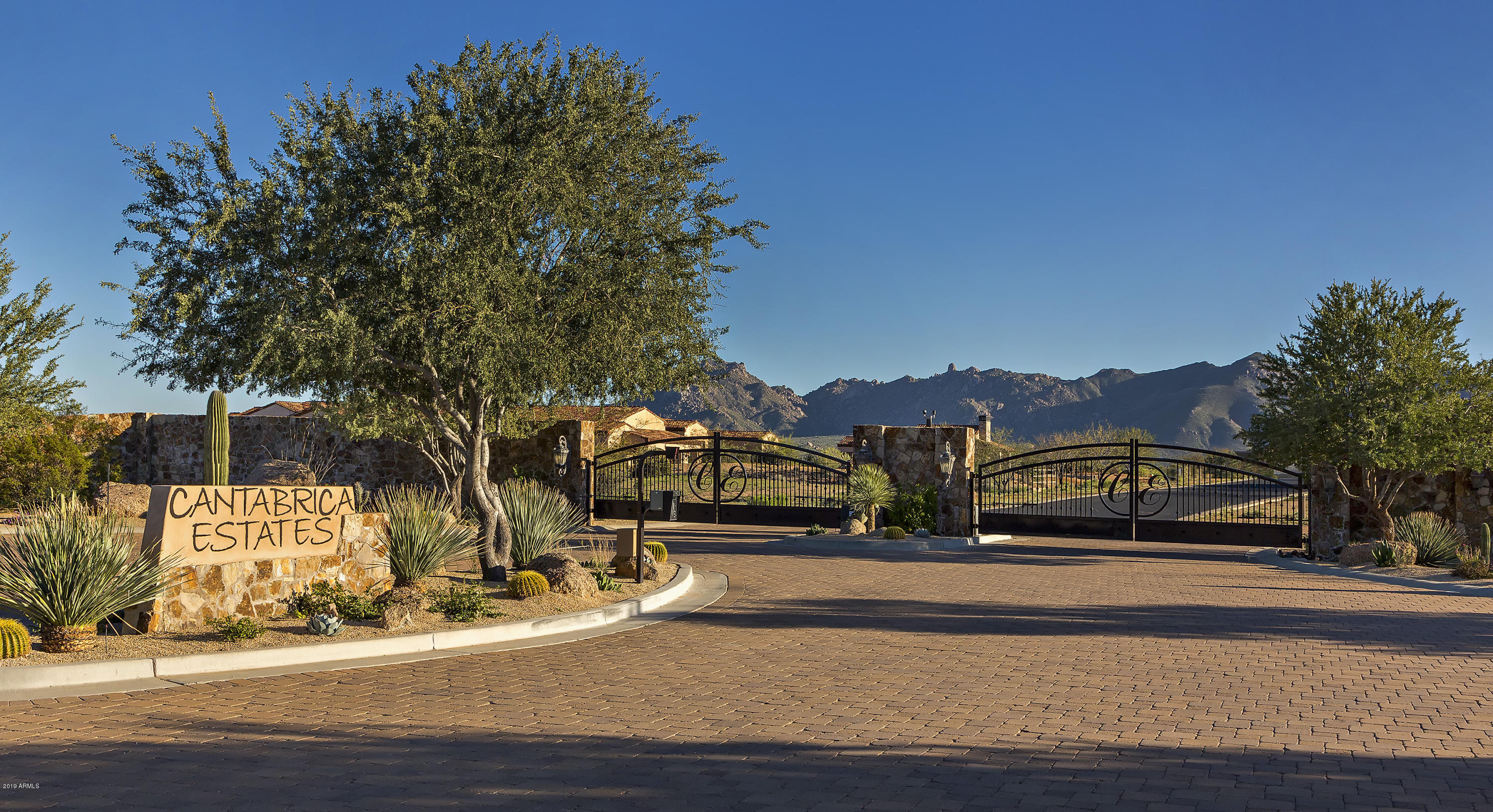 CANTABRICA ESTATES - Residential