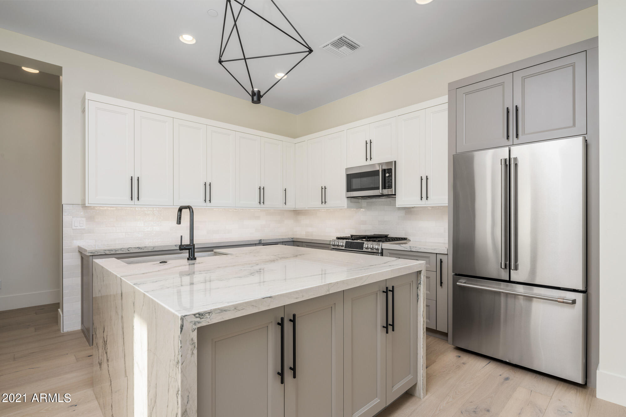 MOCKING BIRD ACRES - Residential