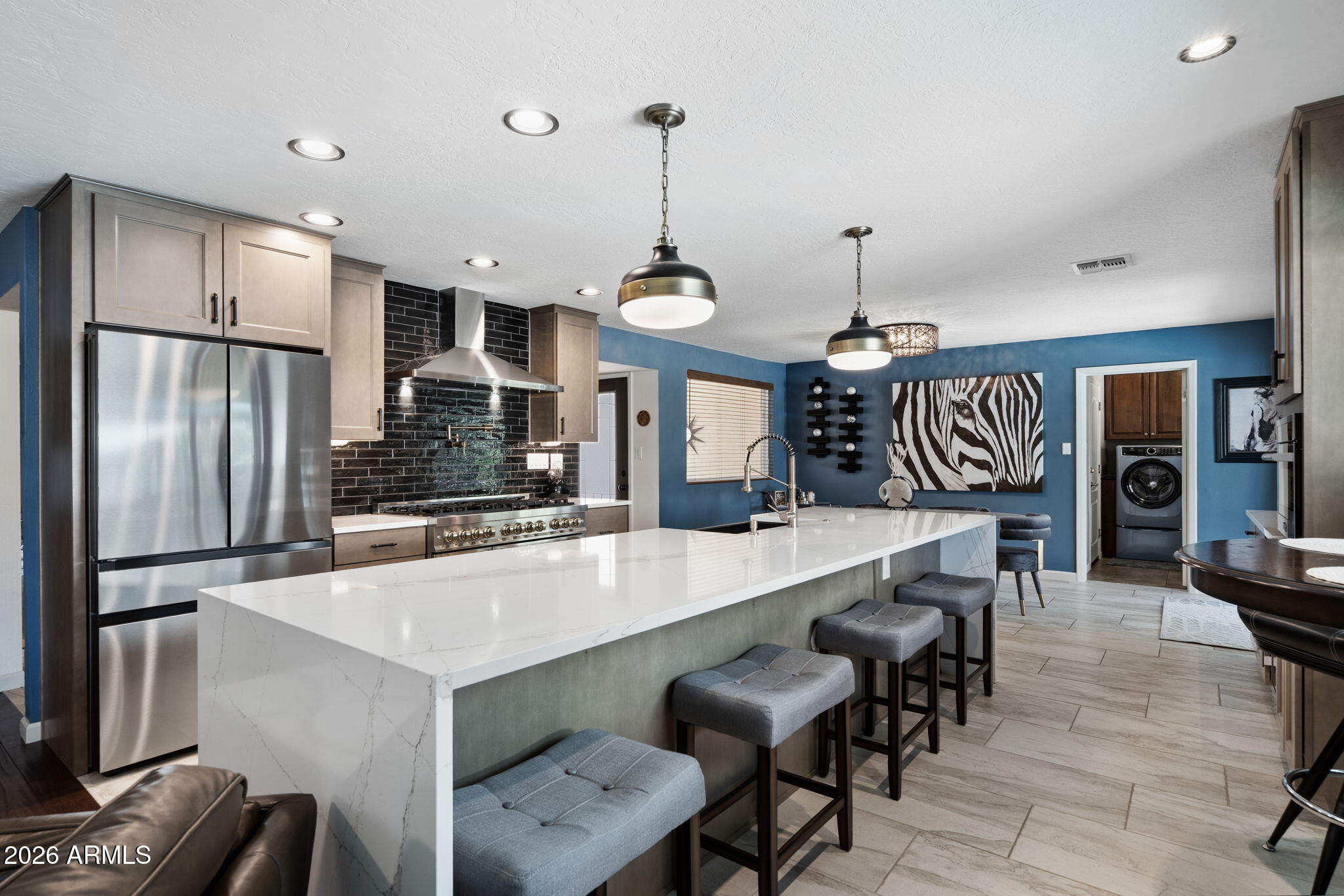 VALLEY ESTATES - Residential