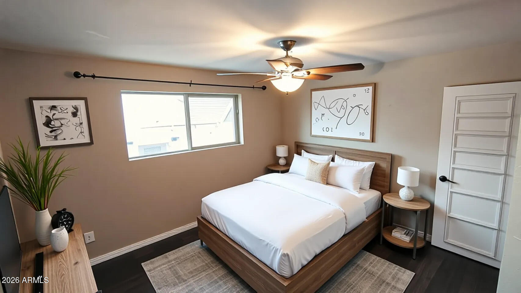 APACHE VILLA - Residential