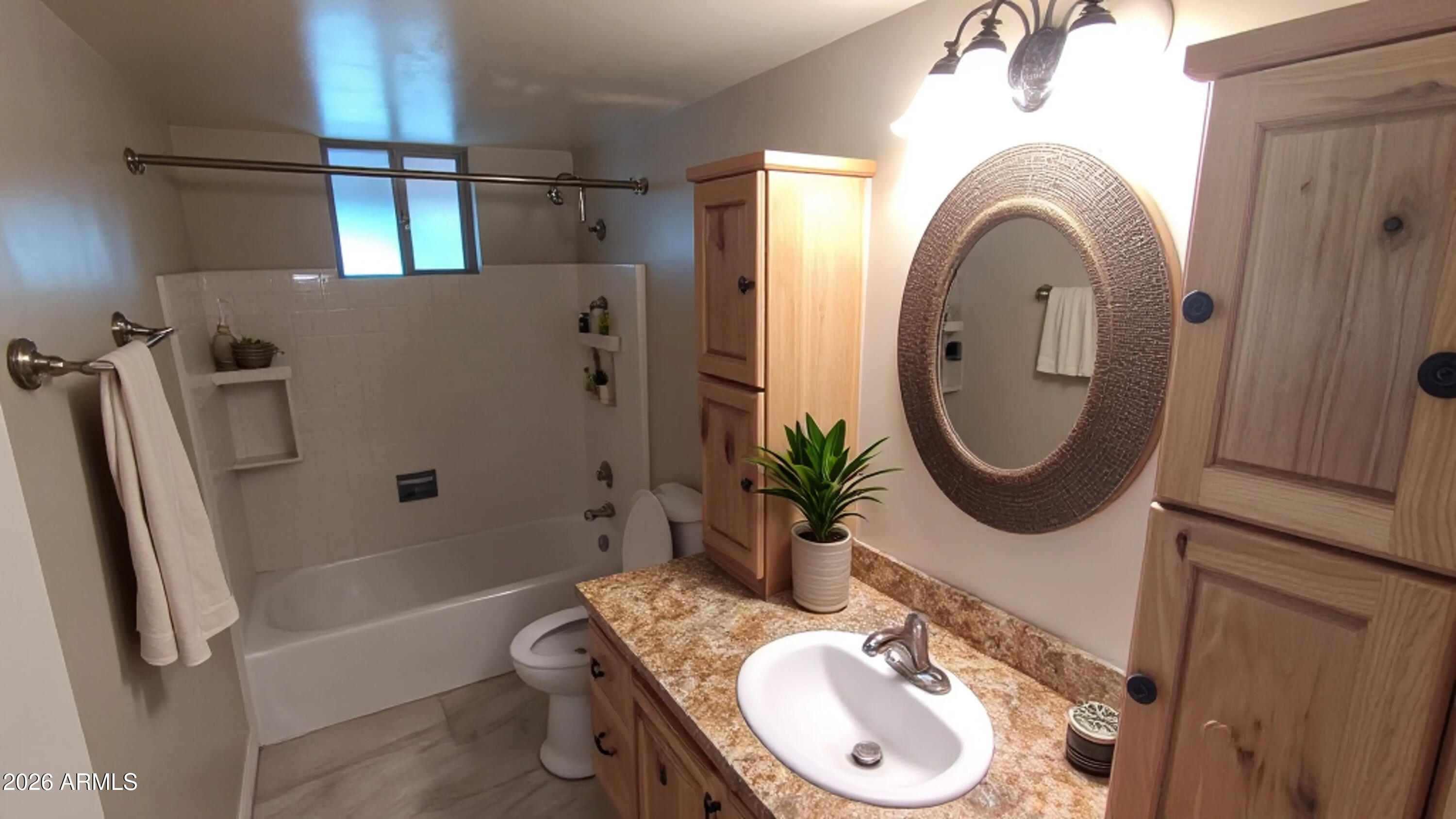 APACHE VILLA - Residential