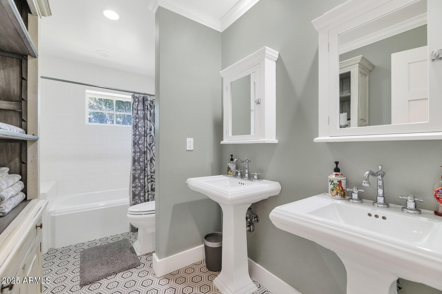 WOODSHIRE AMD - Residential