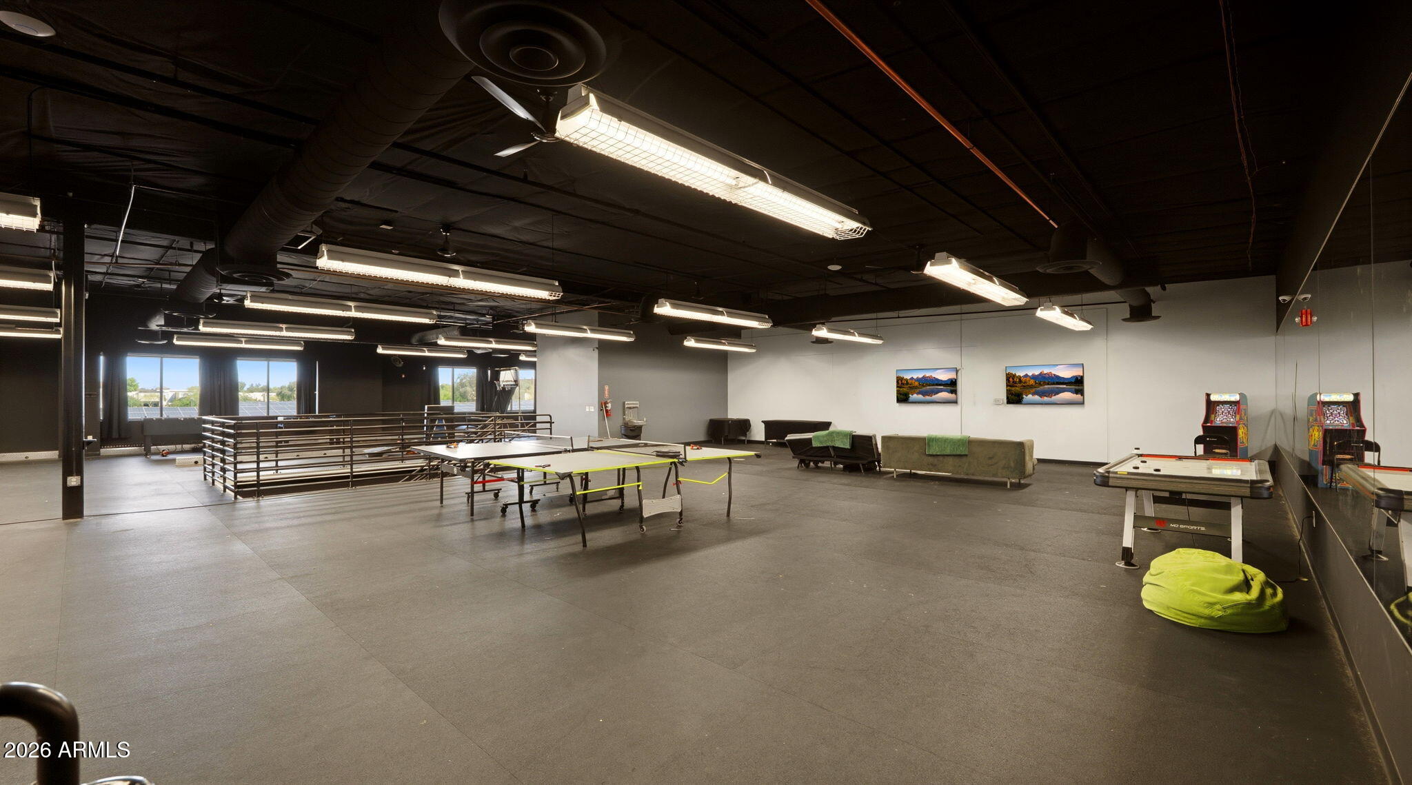 SURPRISE POINTE SOUTH LOT 2 REPLAT - Commercial Sale