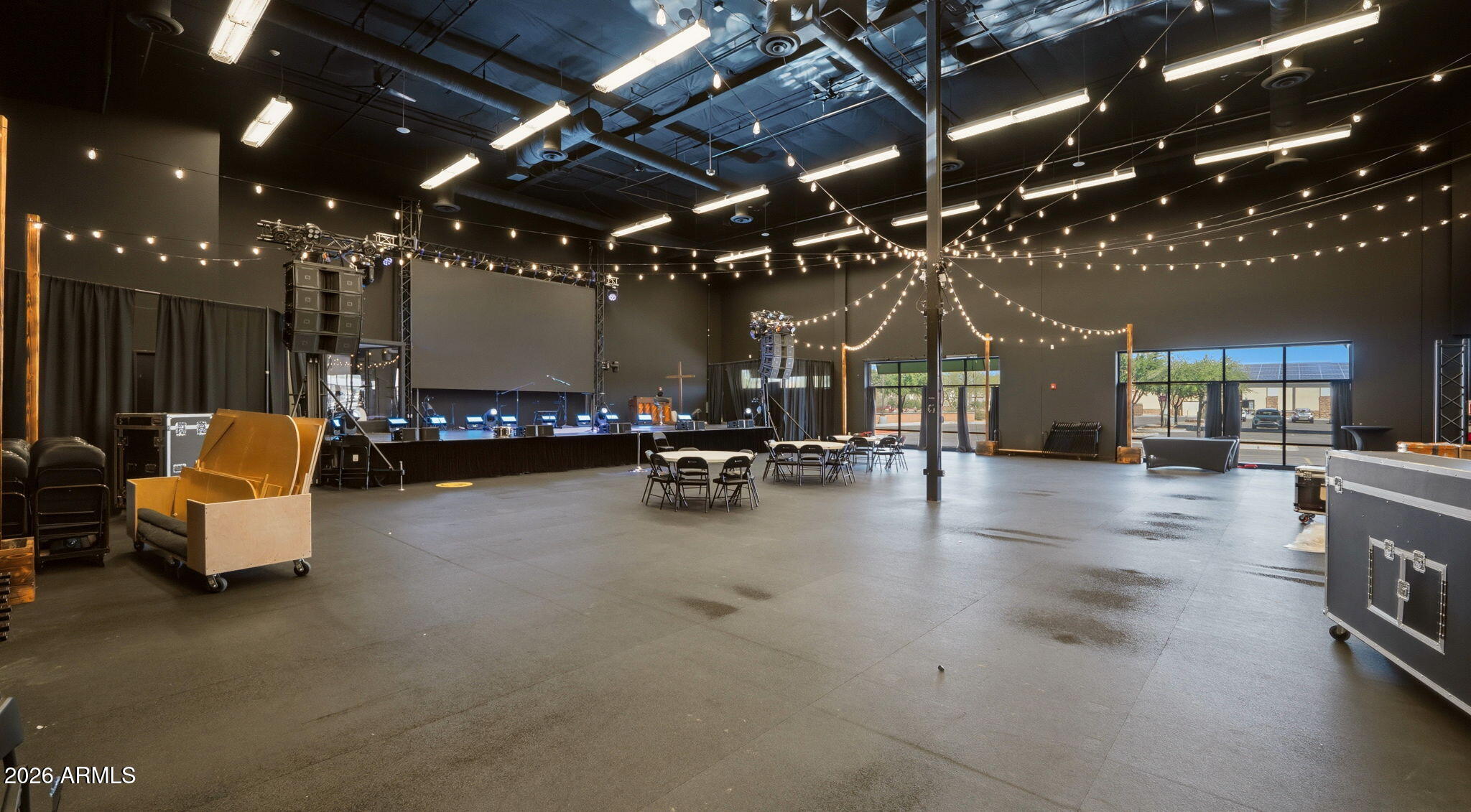 SURPRISE POINTE SOUTH LOT 2 REPLAT - Commercial Sale