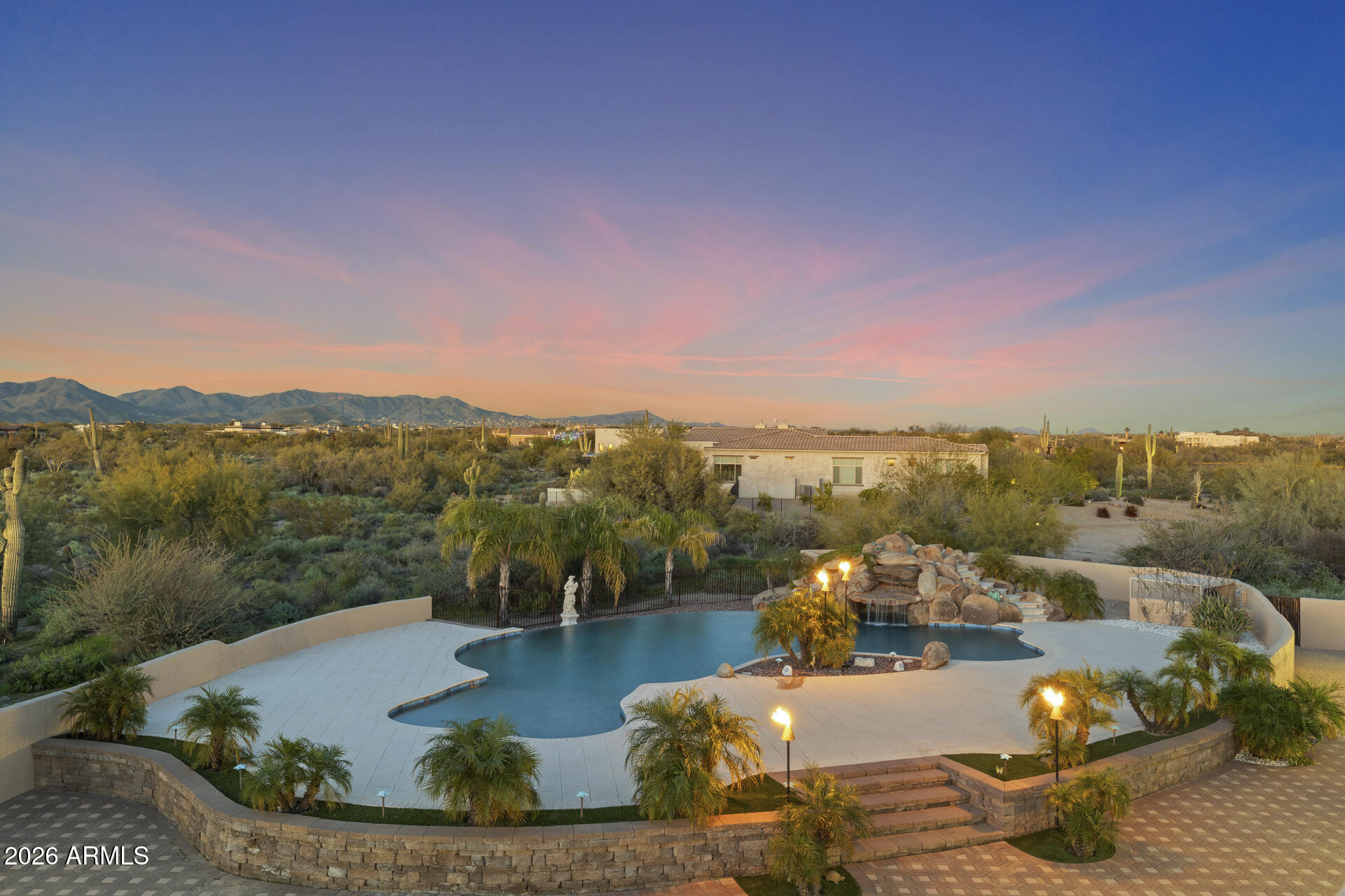 PINNACLE PEAK RANCHOS - Residential