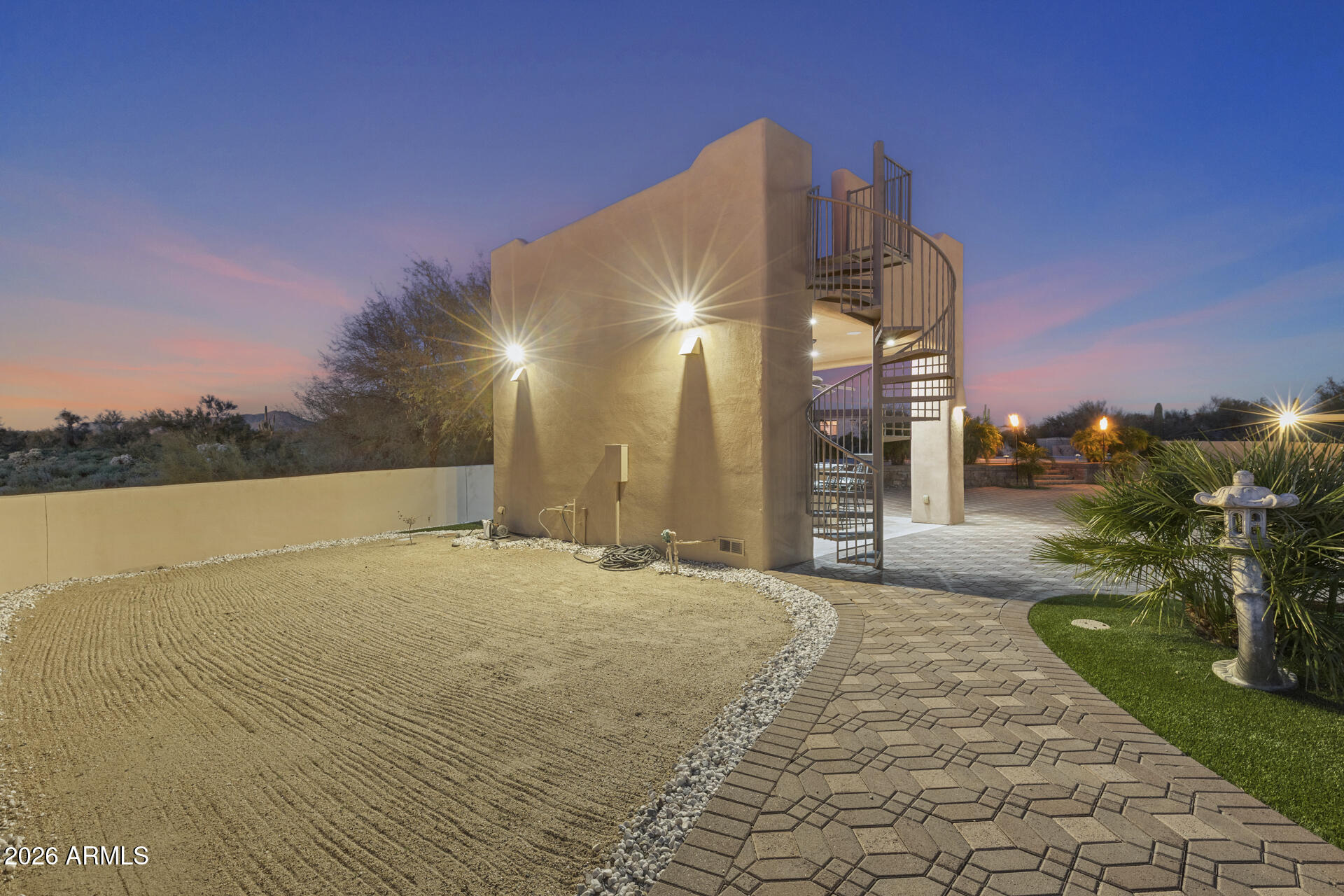 PINNACLE PEAK RANCHOS - Residential