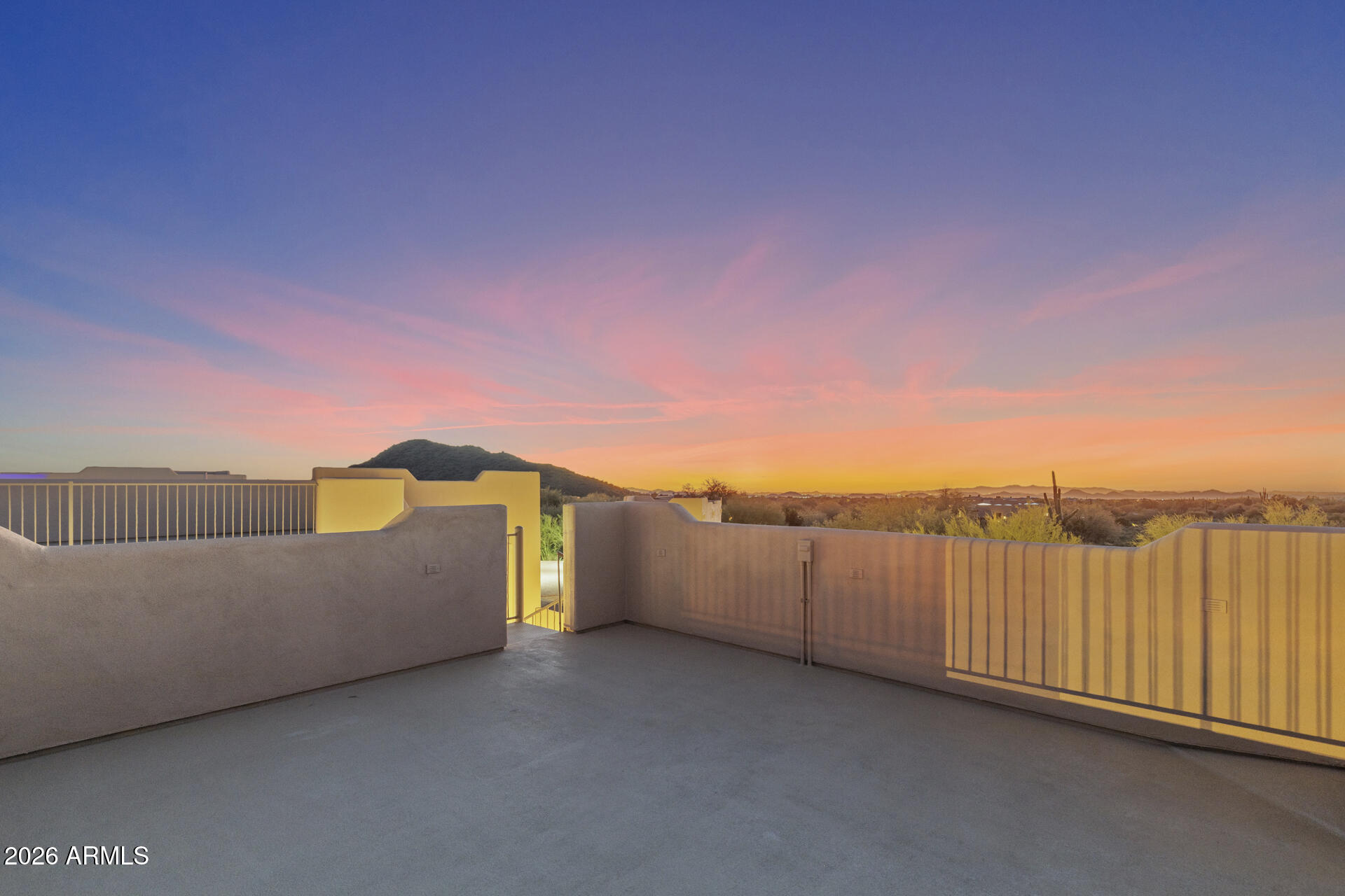 PINNACLE PEAK RANCHOS - Residential