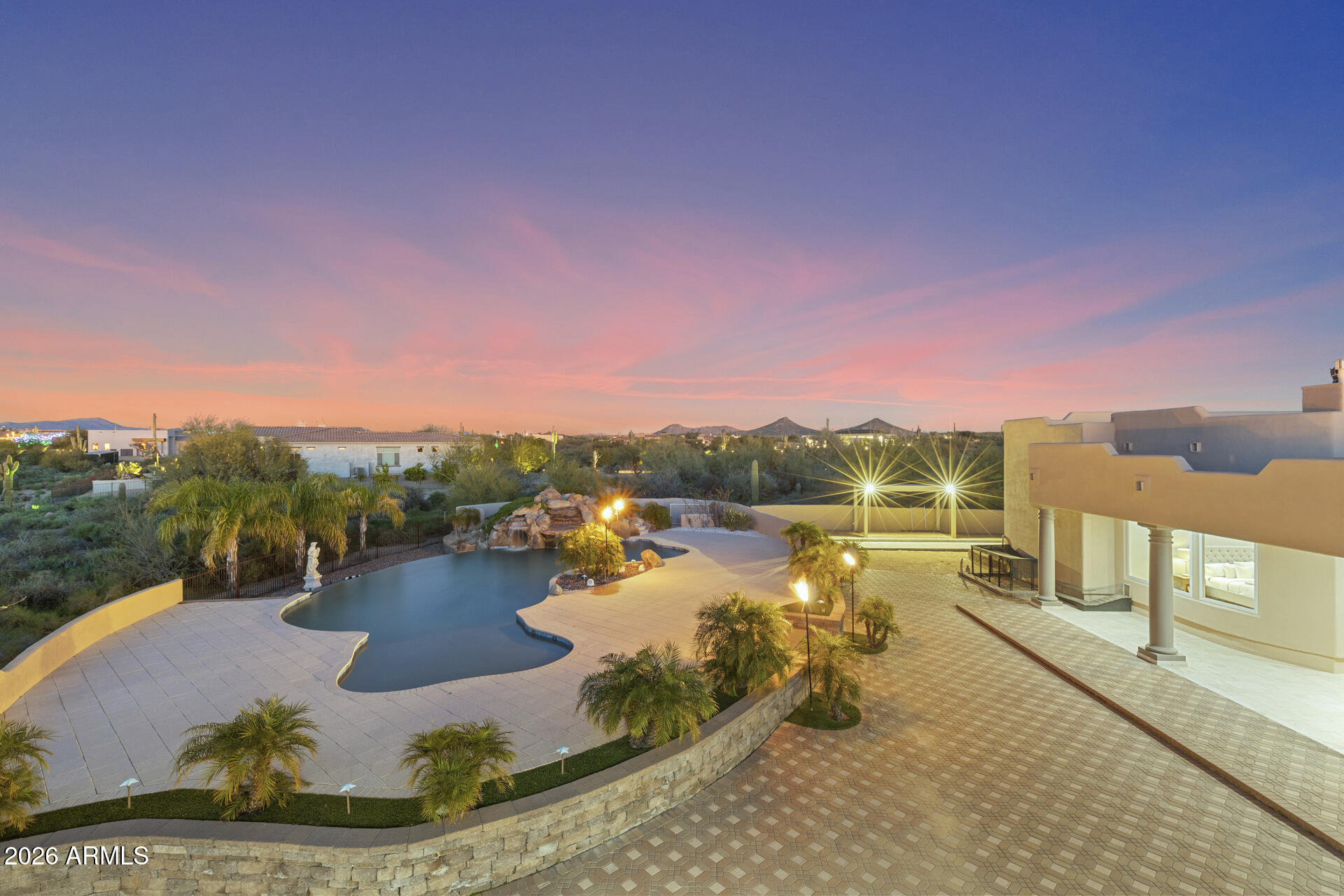 PINNACLE PEAK RANCHOS - Residential