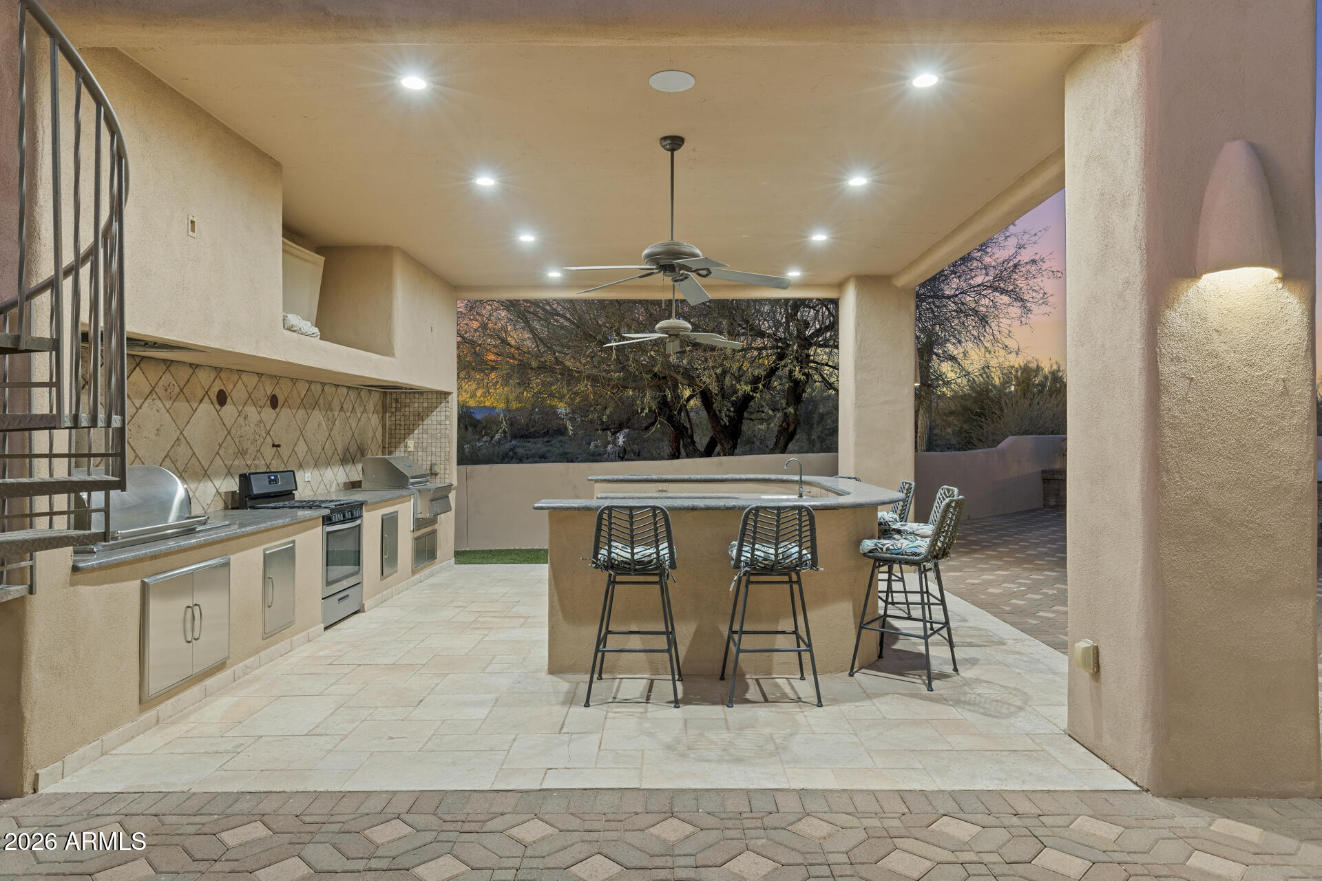 PINNACLE PEAK RANCHOS - Residential