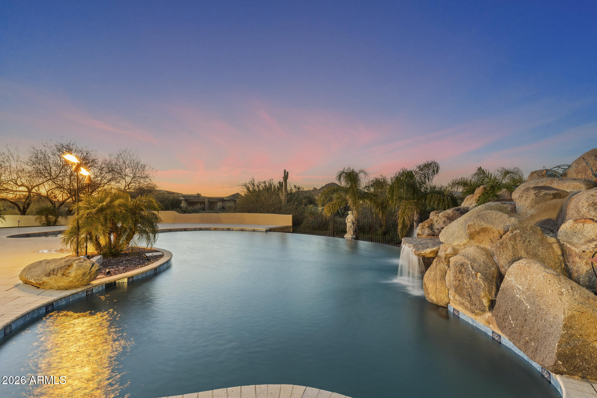 PINNACLE PEAK RANCHOS - Residential