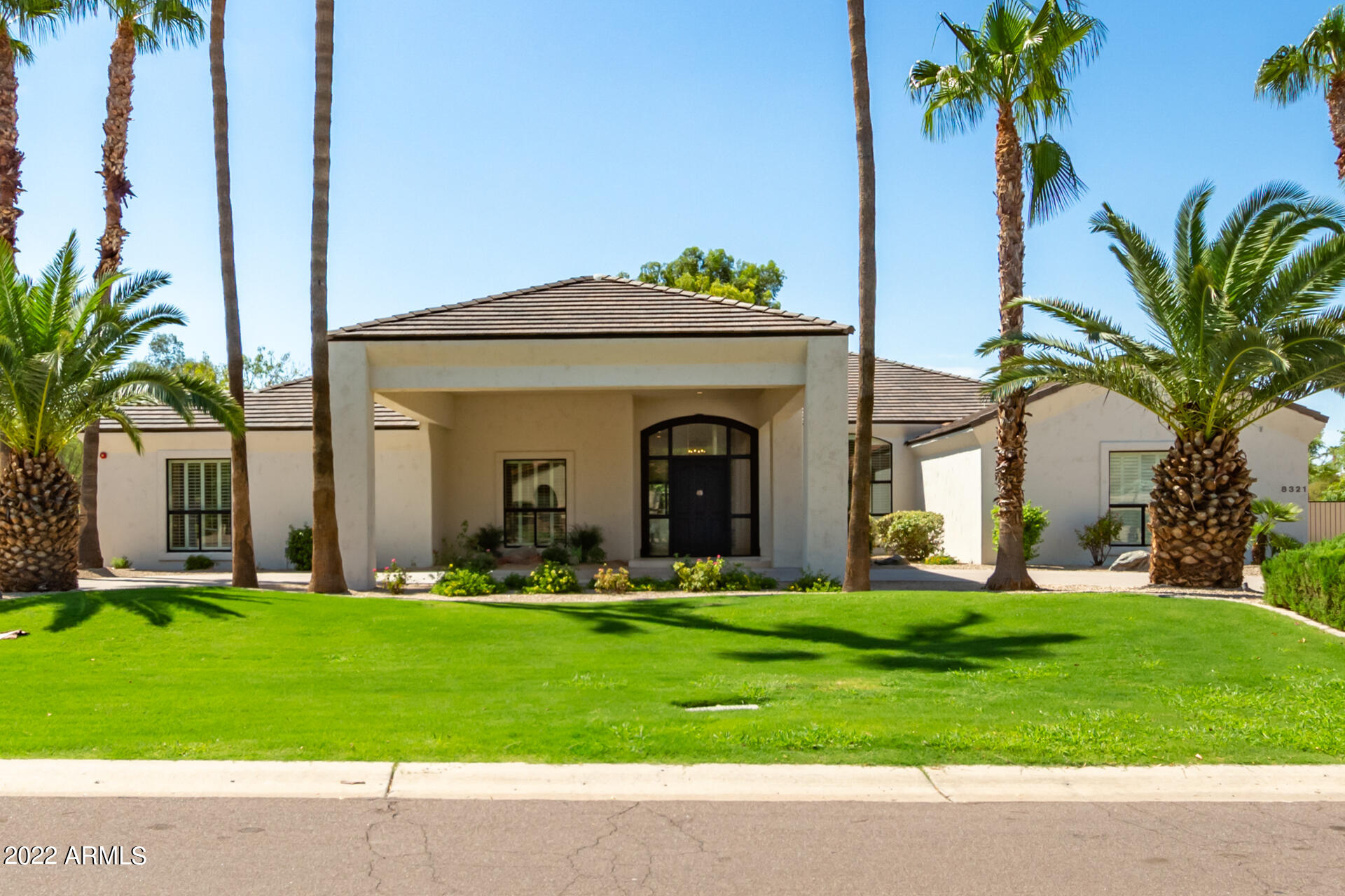 VILLA CAPISTRANO - Residential