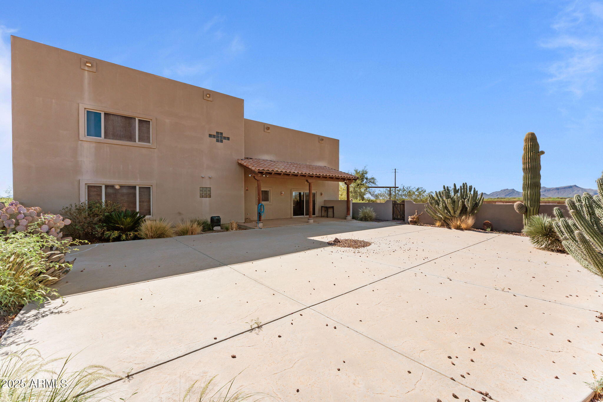 J-1 RANCHES RESURVEY (SURVEY) PARCELS 1-32 - Residential