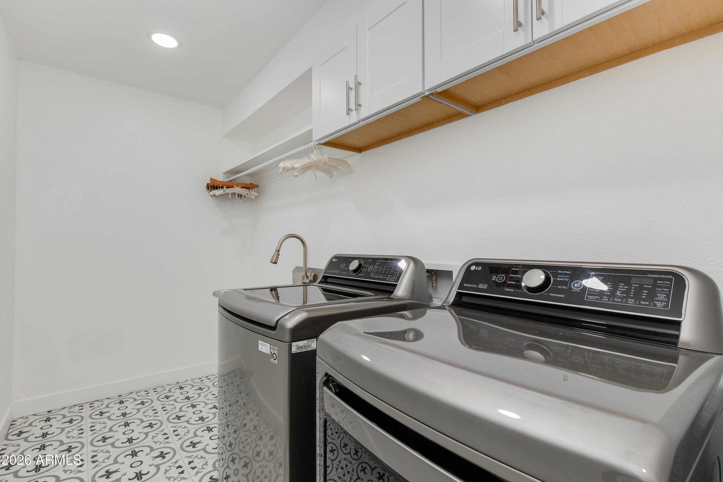 CENTURY NORTH - Residential
