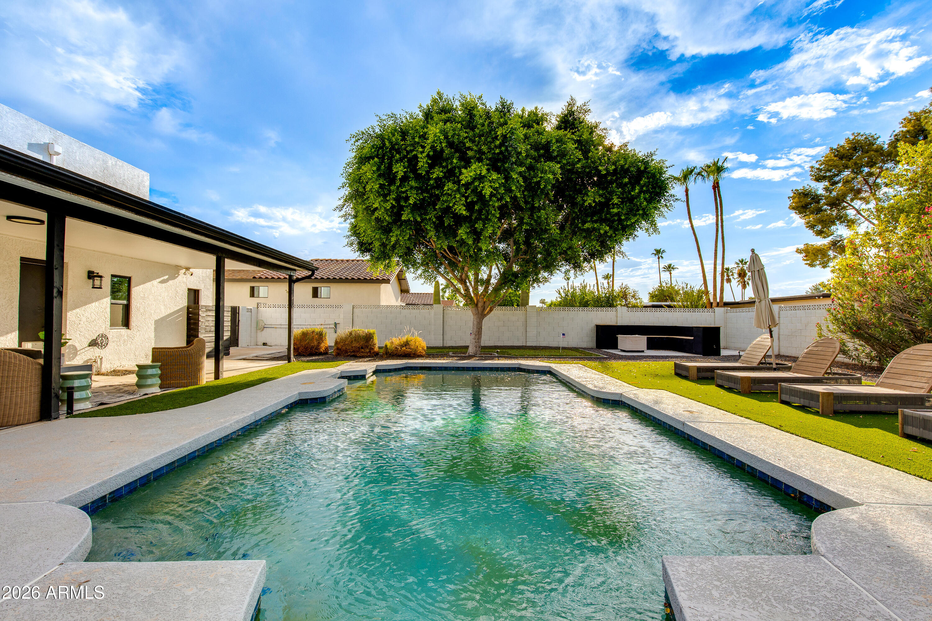 CENTURY NORTH - Residential