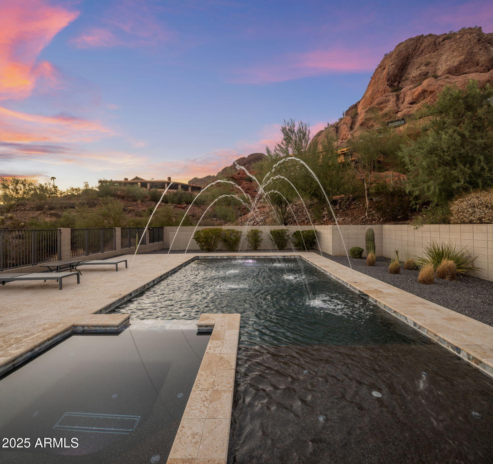 RED ROCK - Residential