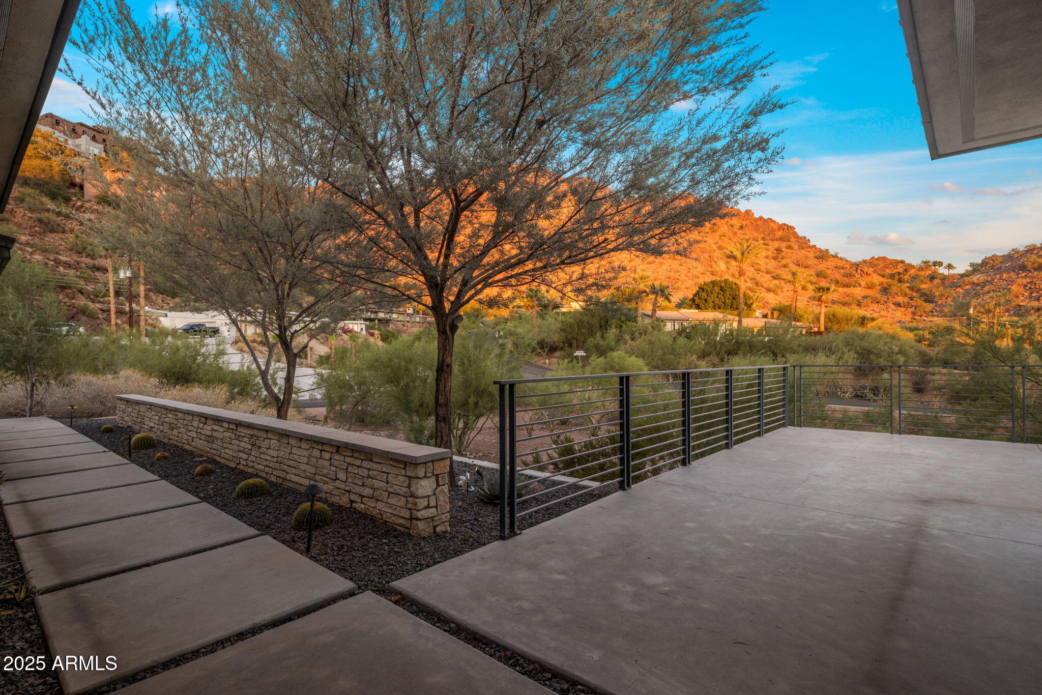 RED ROCK - Residential