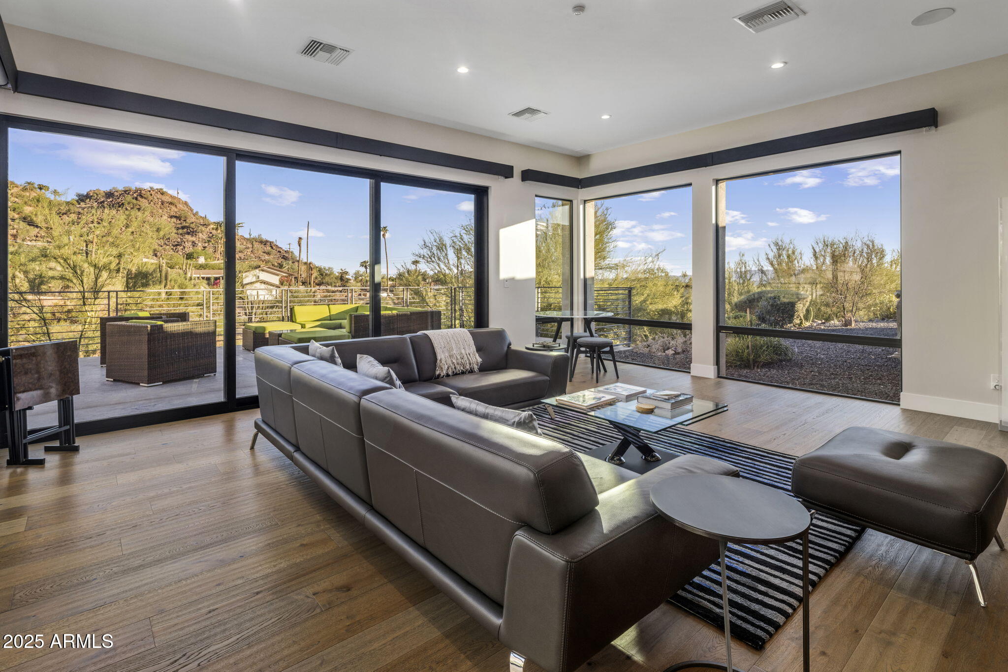 RED ROCK - Residential