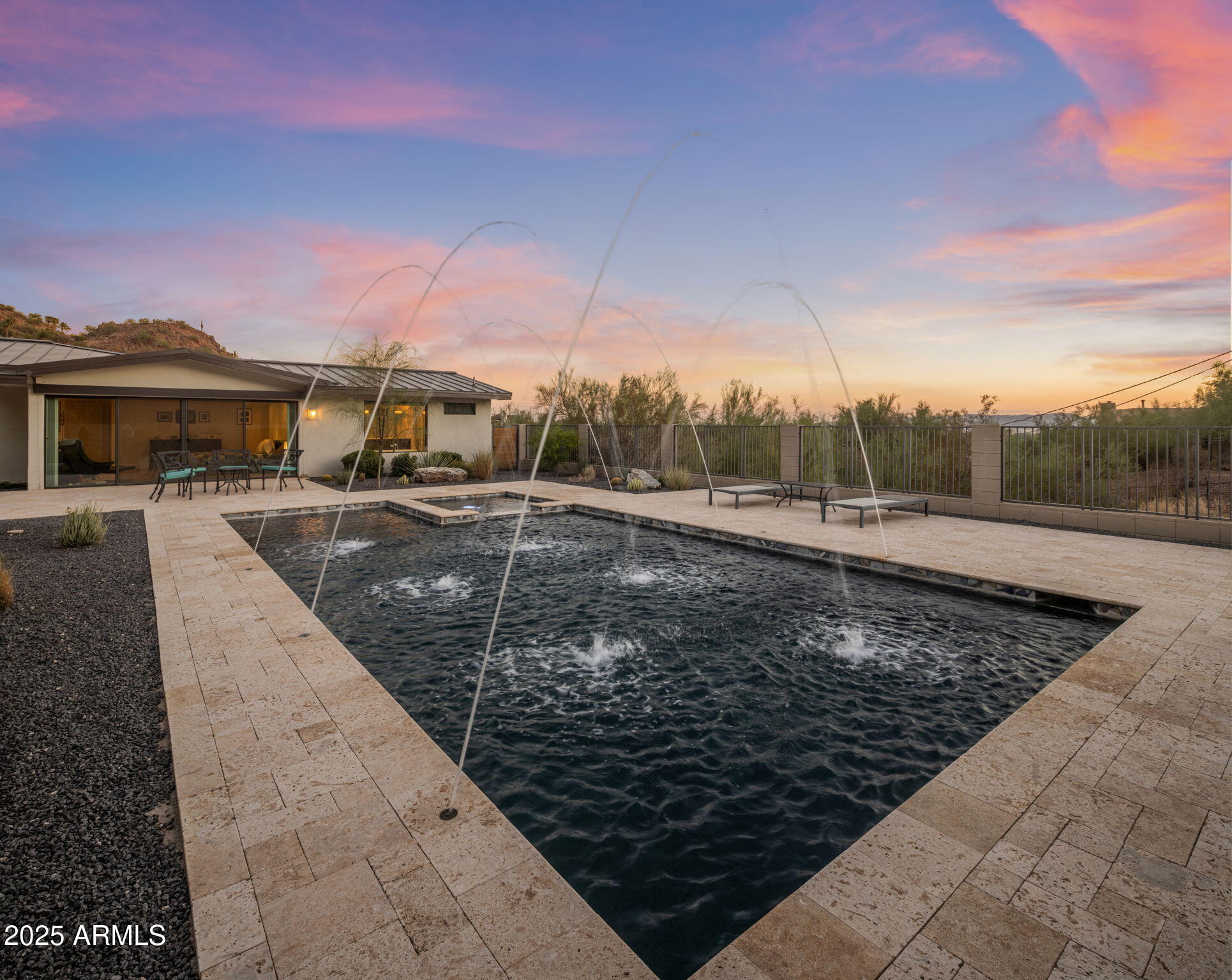 RED ROCK - Residential