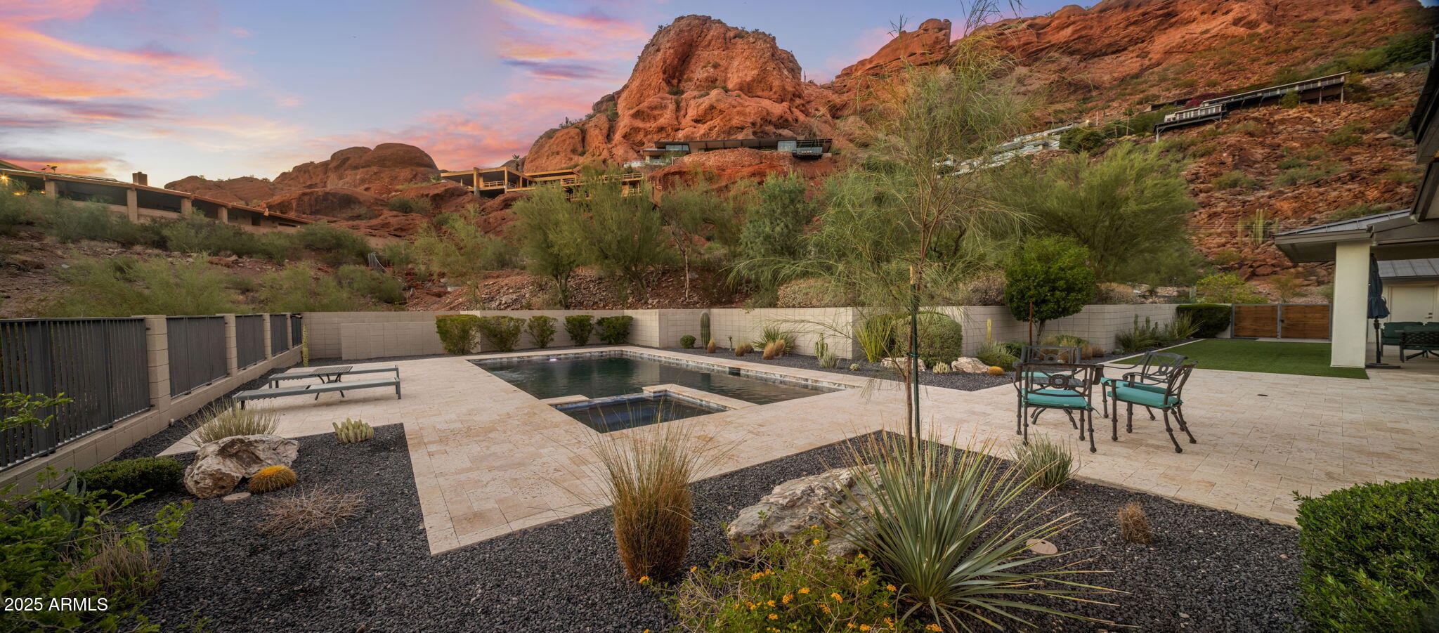 RED ROCK - Residential