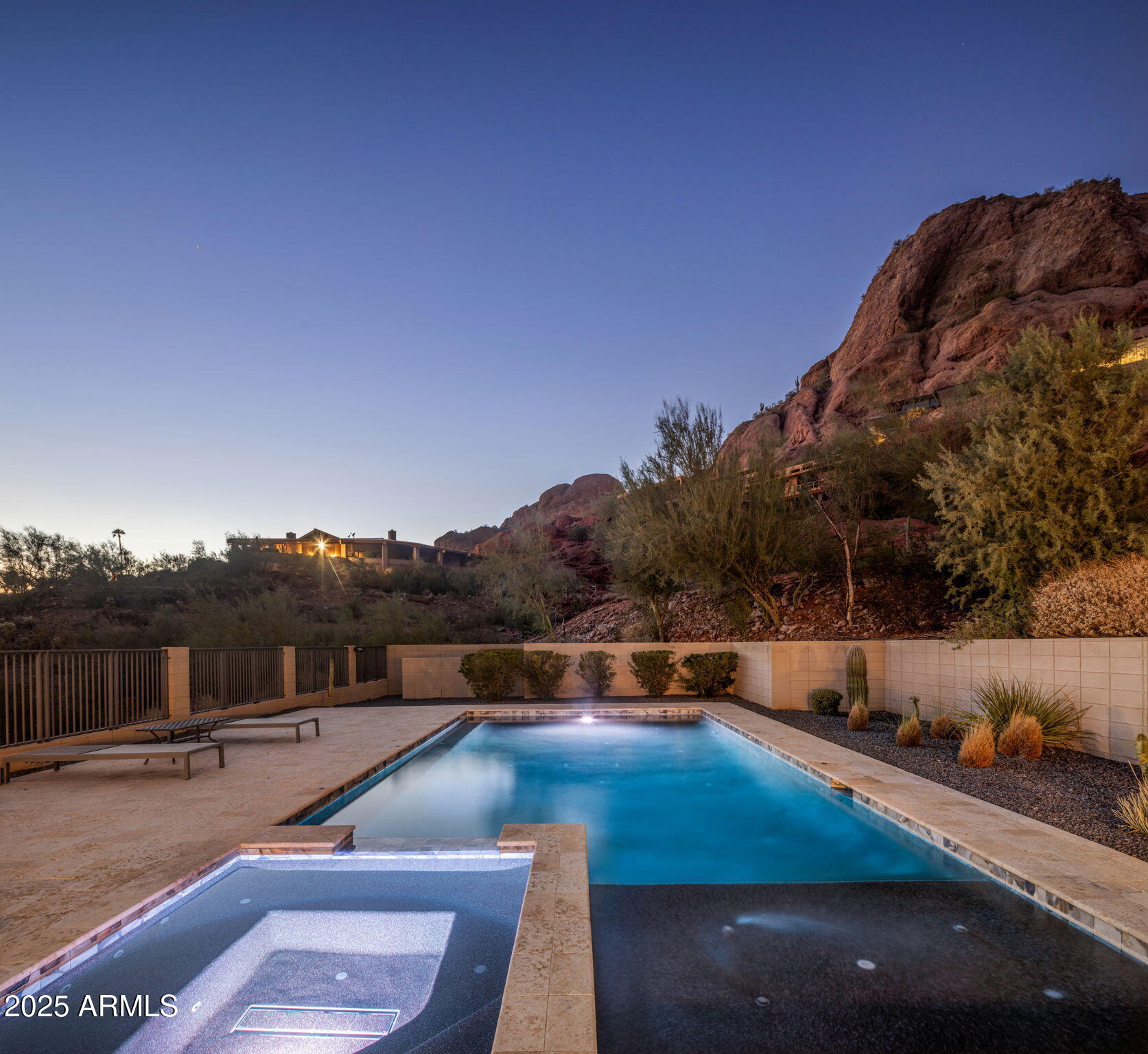 RED ROCK - Residential