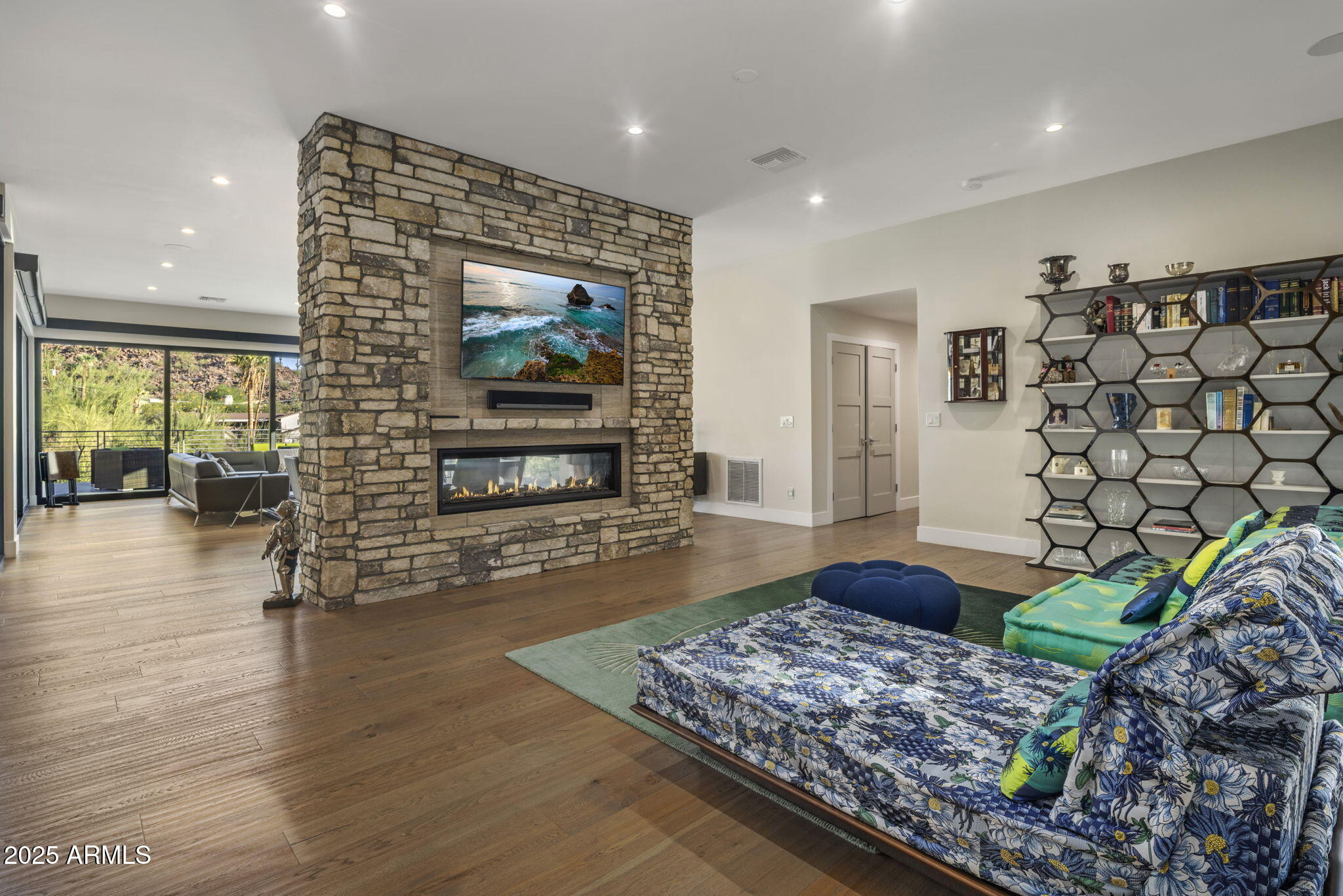 RED ROCK - Residential