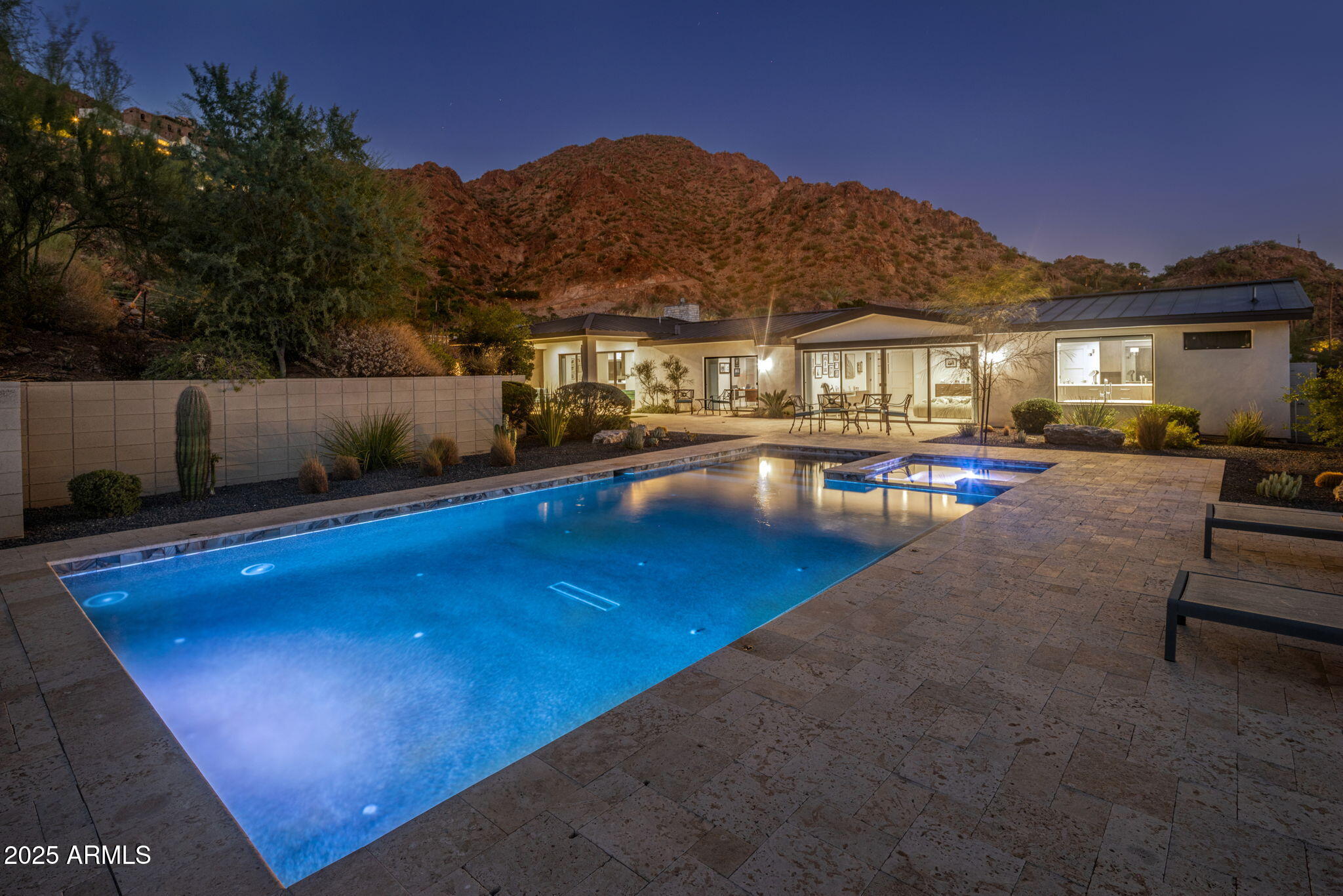 RED ROCK - Residential