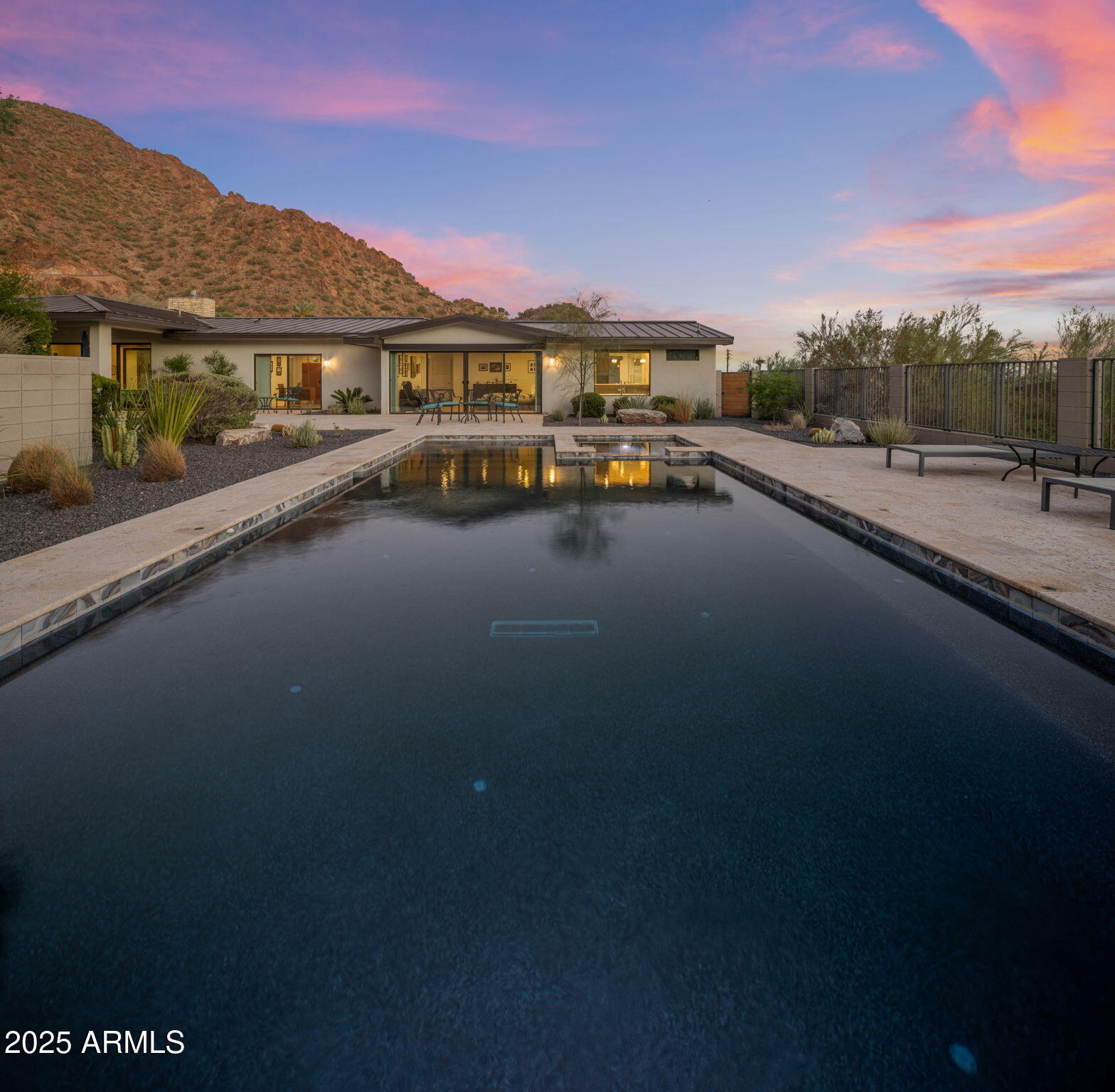 RED ROCK - Residential