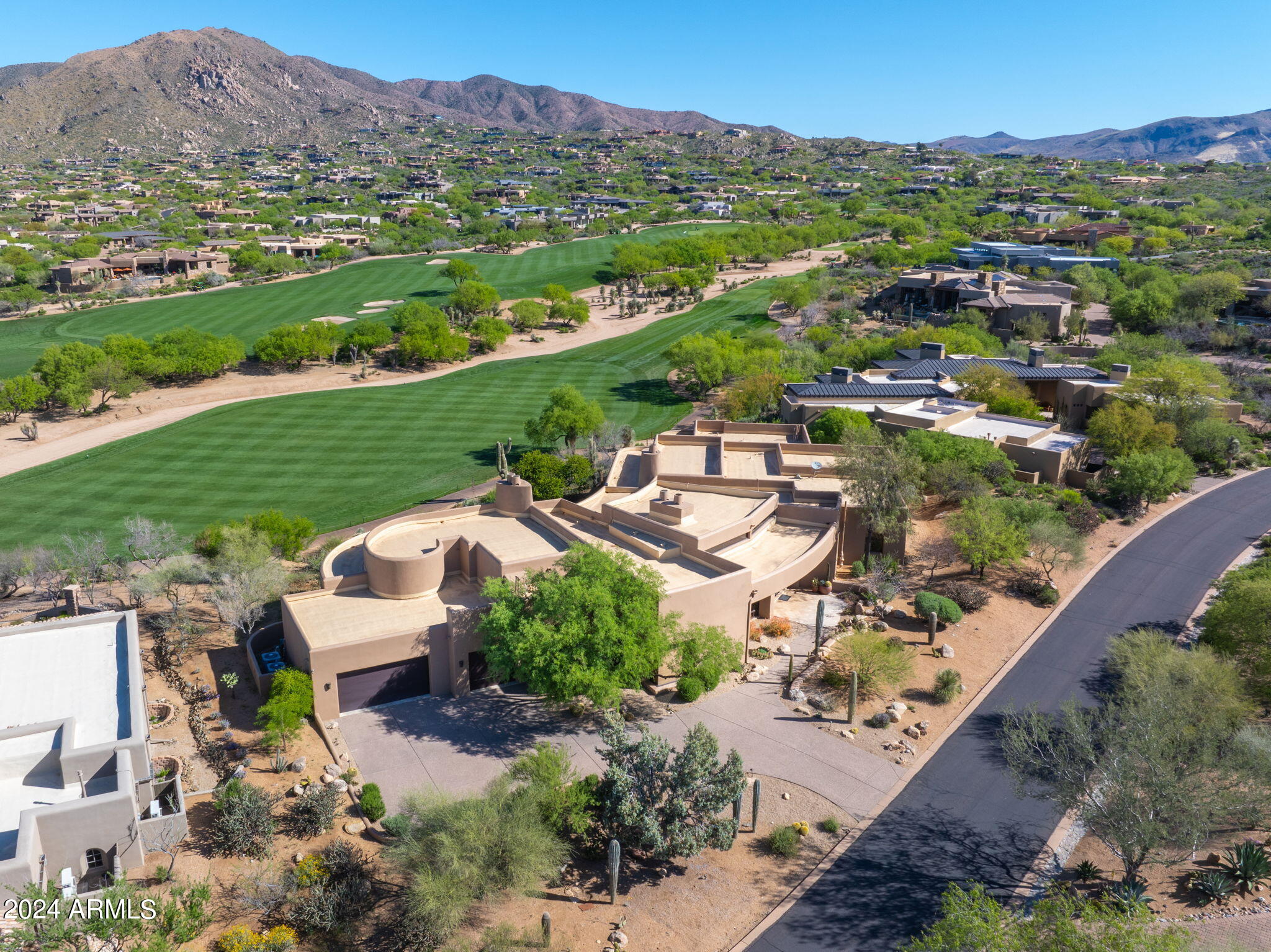 DESERT MOUNTAIN - Residential