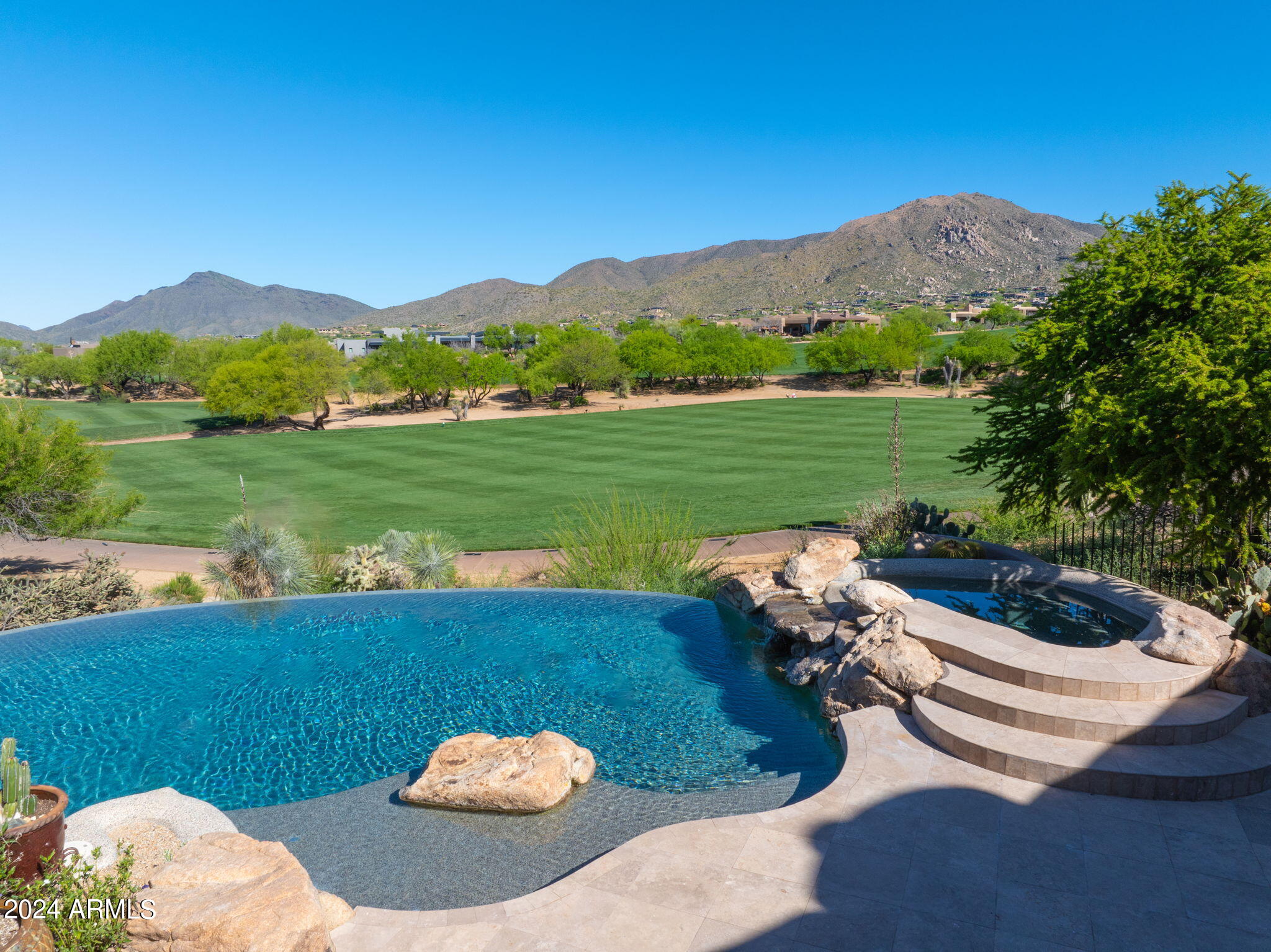 DESERT MOUNTAIN - Residential