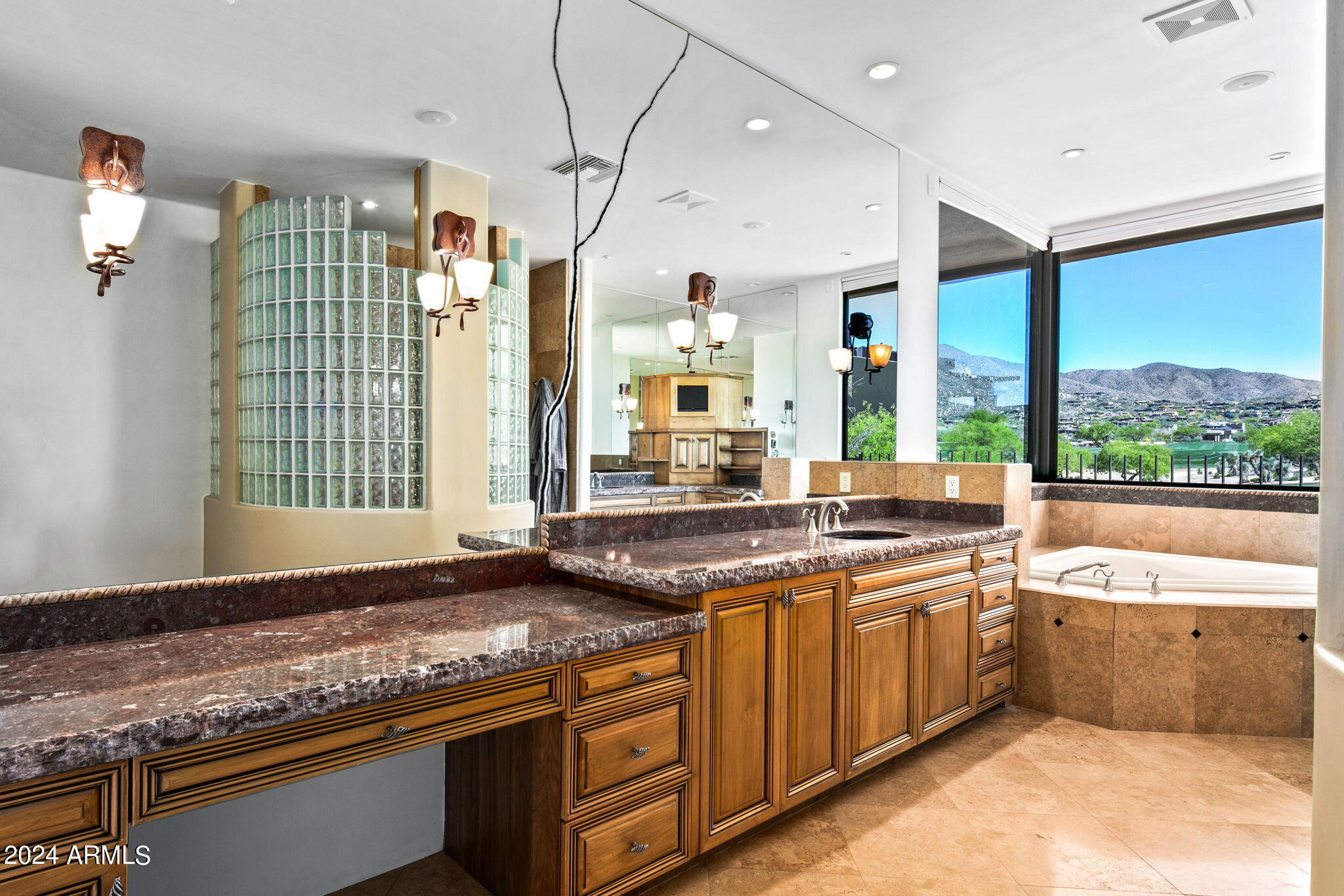 DESERT MOUNTAIN - Residential