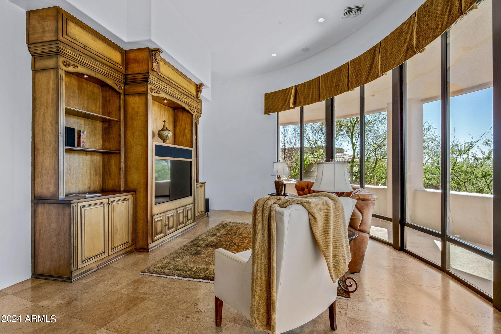 DESERT MOUNTAIN - Residential