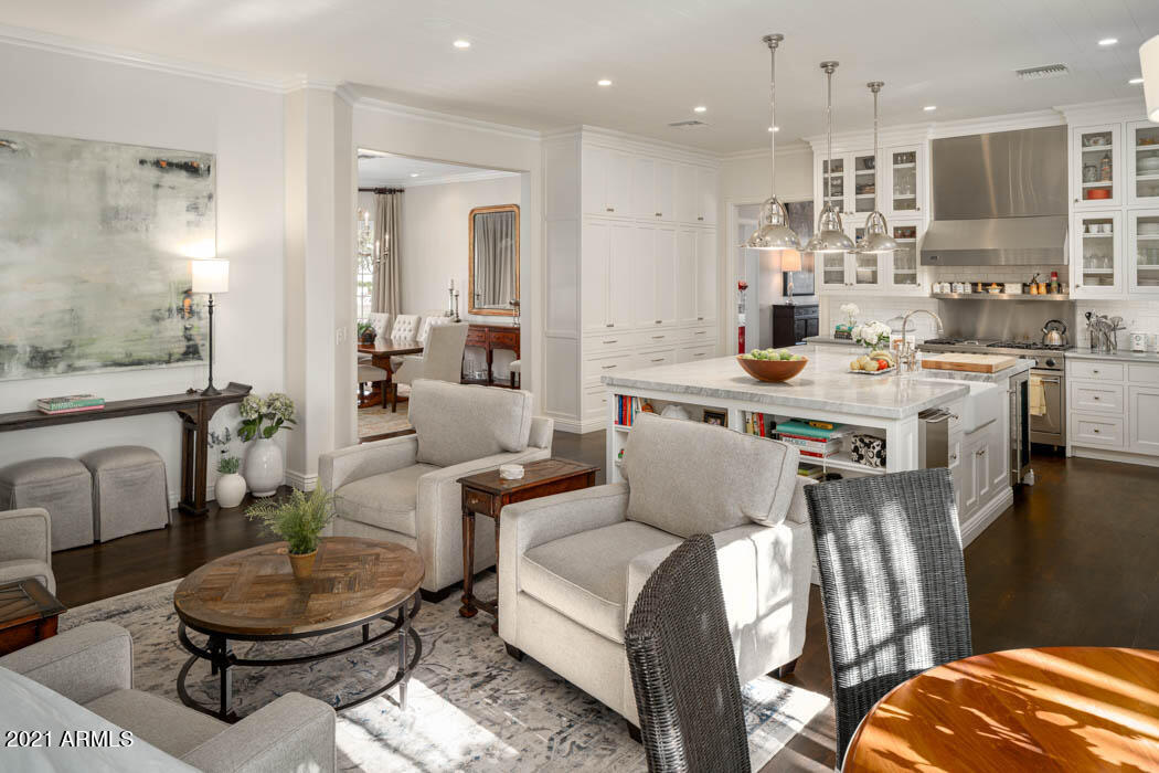 LAFAYETTE VILLA - Residential
