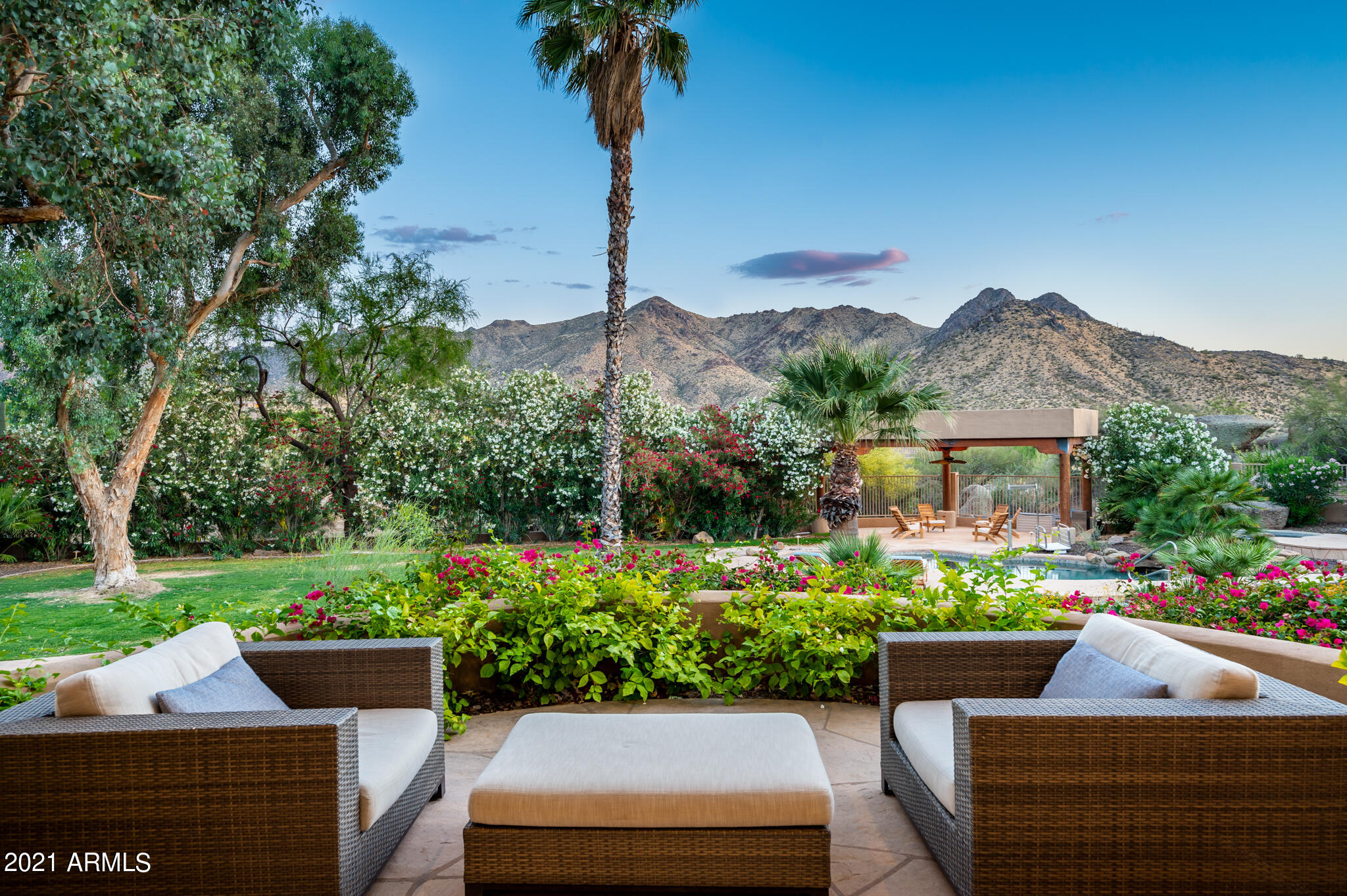 ESTATES AT DESERT CREST LOT 1-18 TR A - Residential