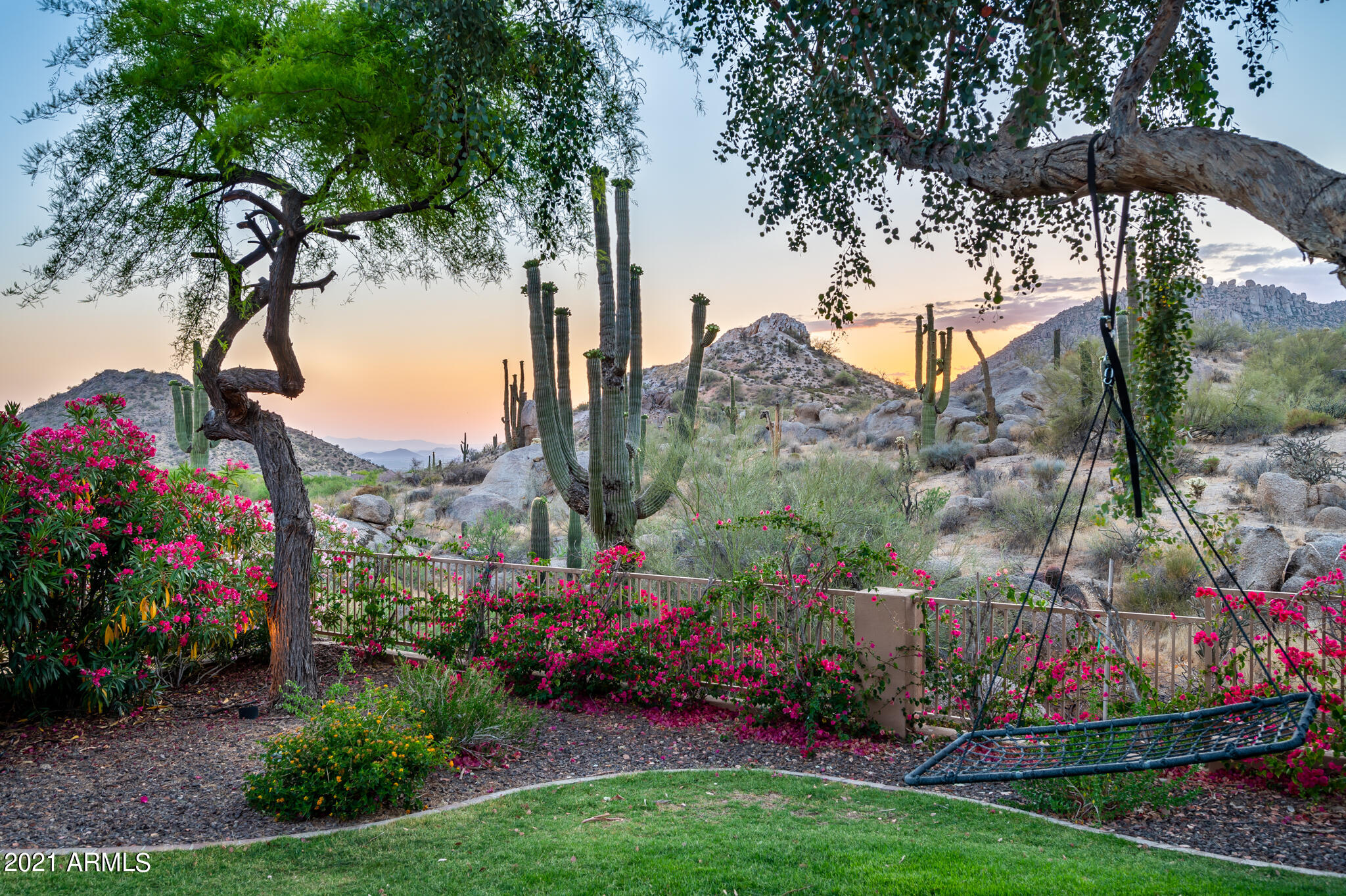 ESTATES AT DESERT CREST LOT 1-18 TR A - Residential