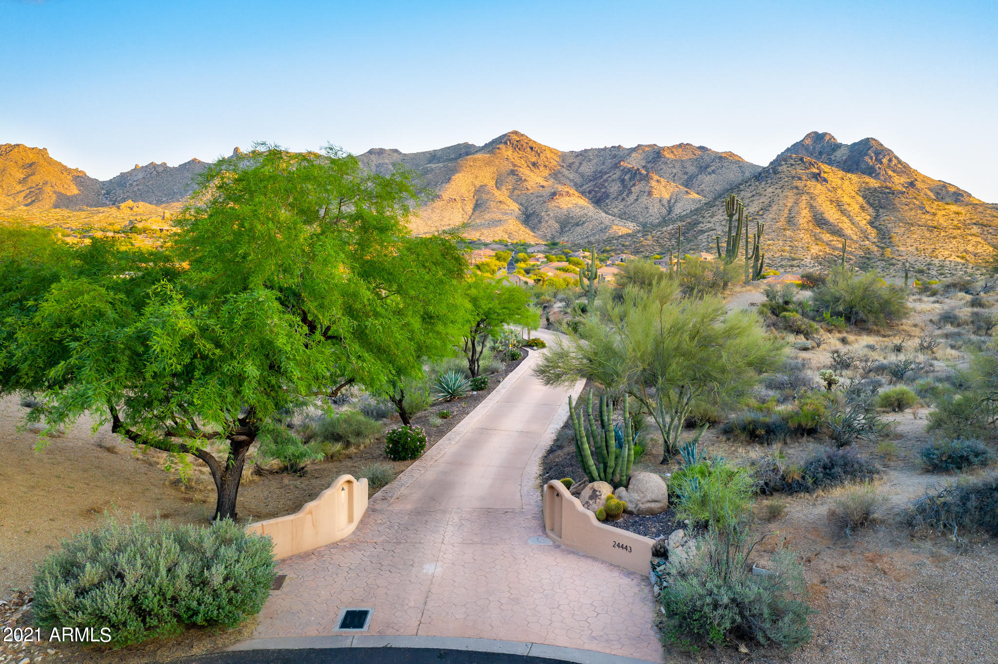 ESTATES AT DESERT CREST LOT 1-18 TR A - Residential