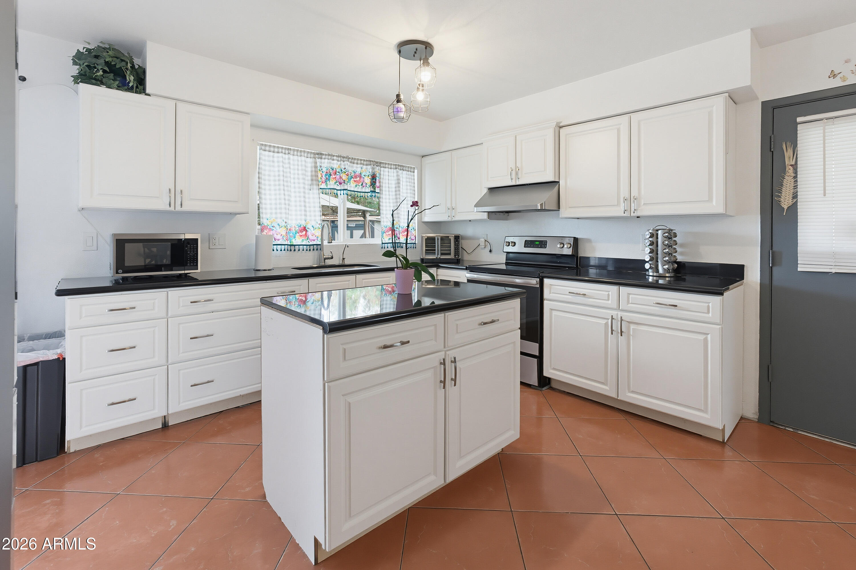 WEST CAMELBACK VILLAGE - Residential