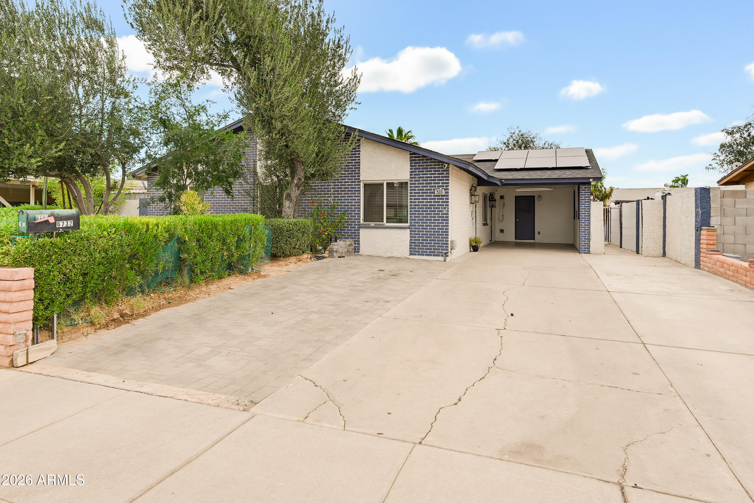 WEST CAMELBACK VILLAGE - Residential