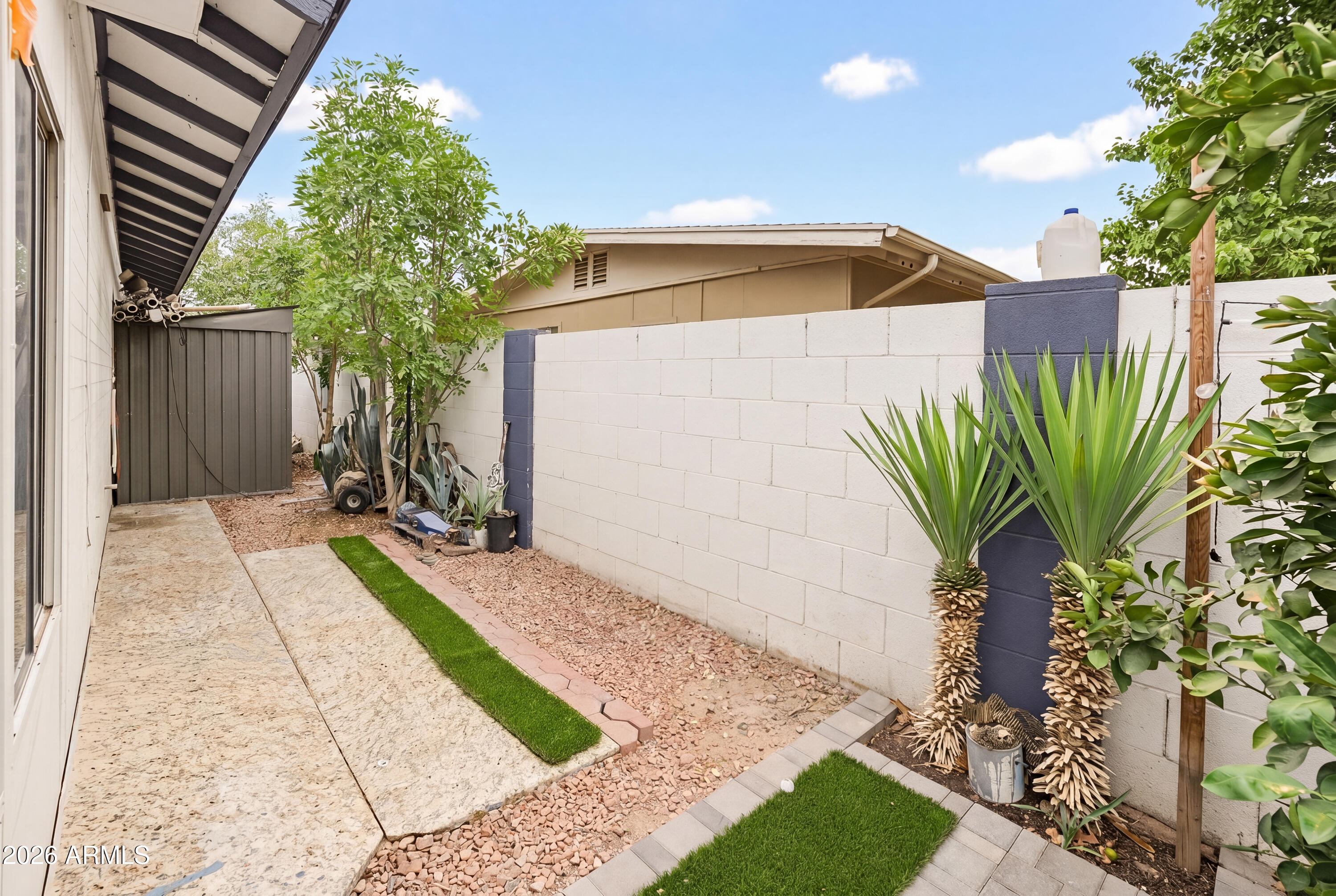 WEST CAMELBACK VILLAGE - Residential