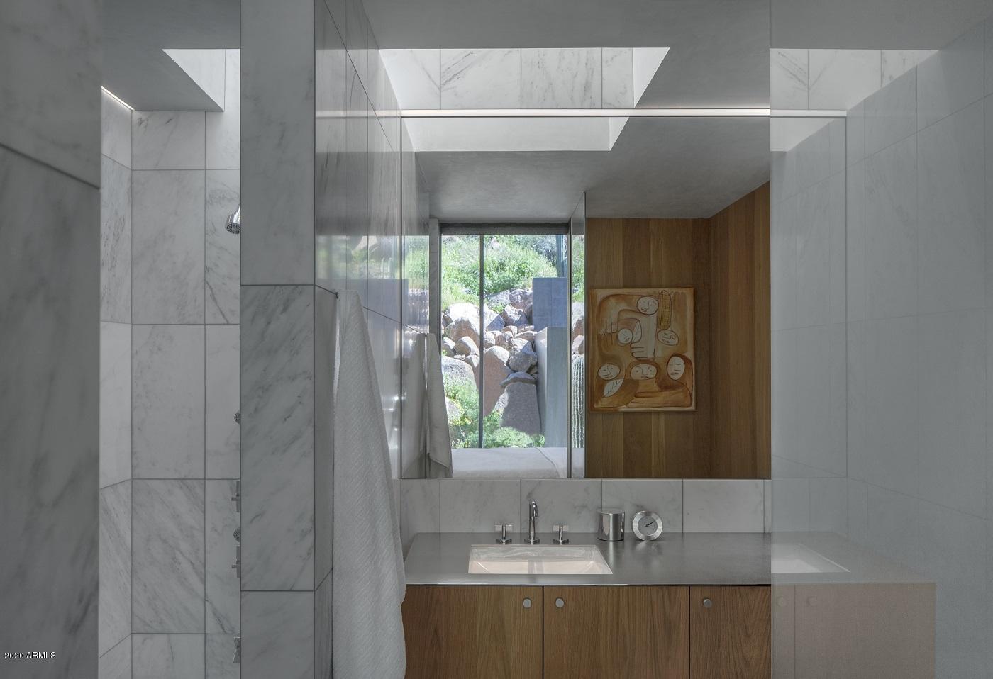 STONE CANYON - Residential