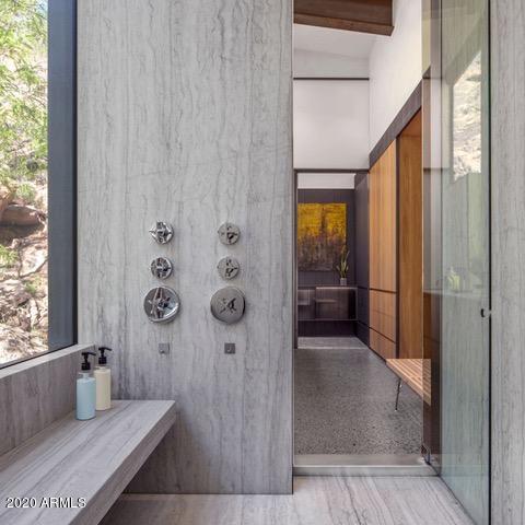 STONE CANYON - Residential