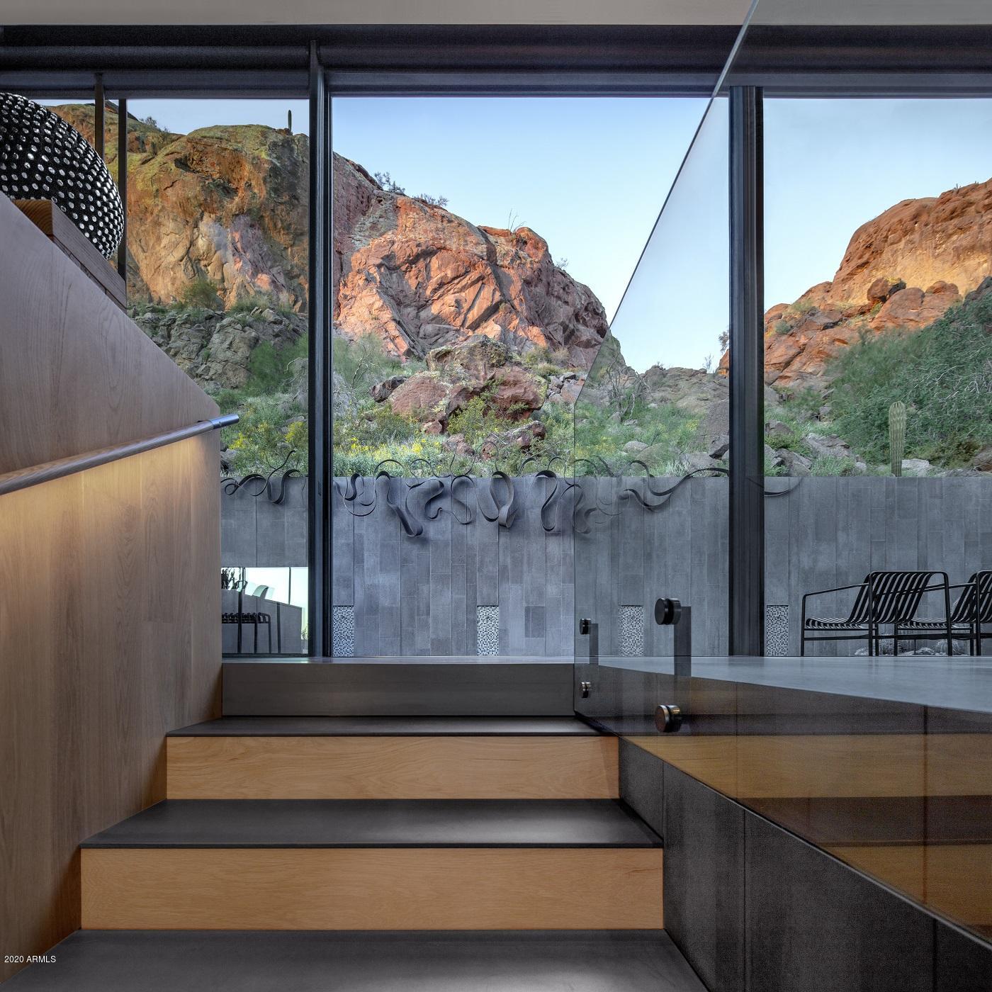 STONE CANYON - Residential