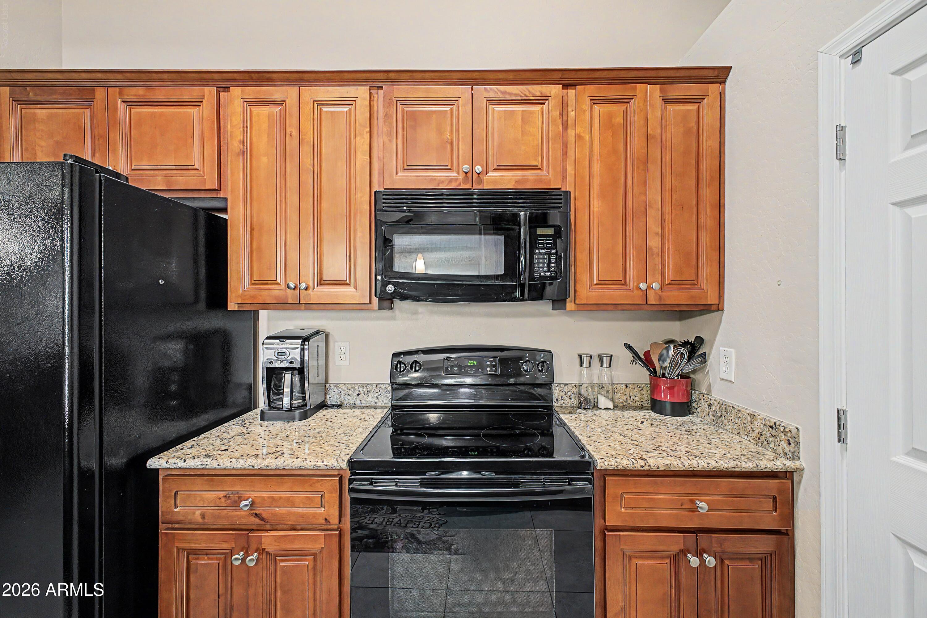 COYOTE LANDING CONDOMINIUM PHASE 1 - Residential