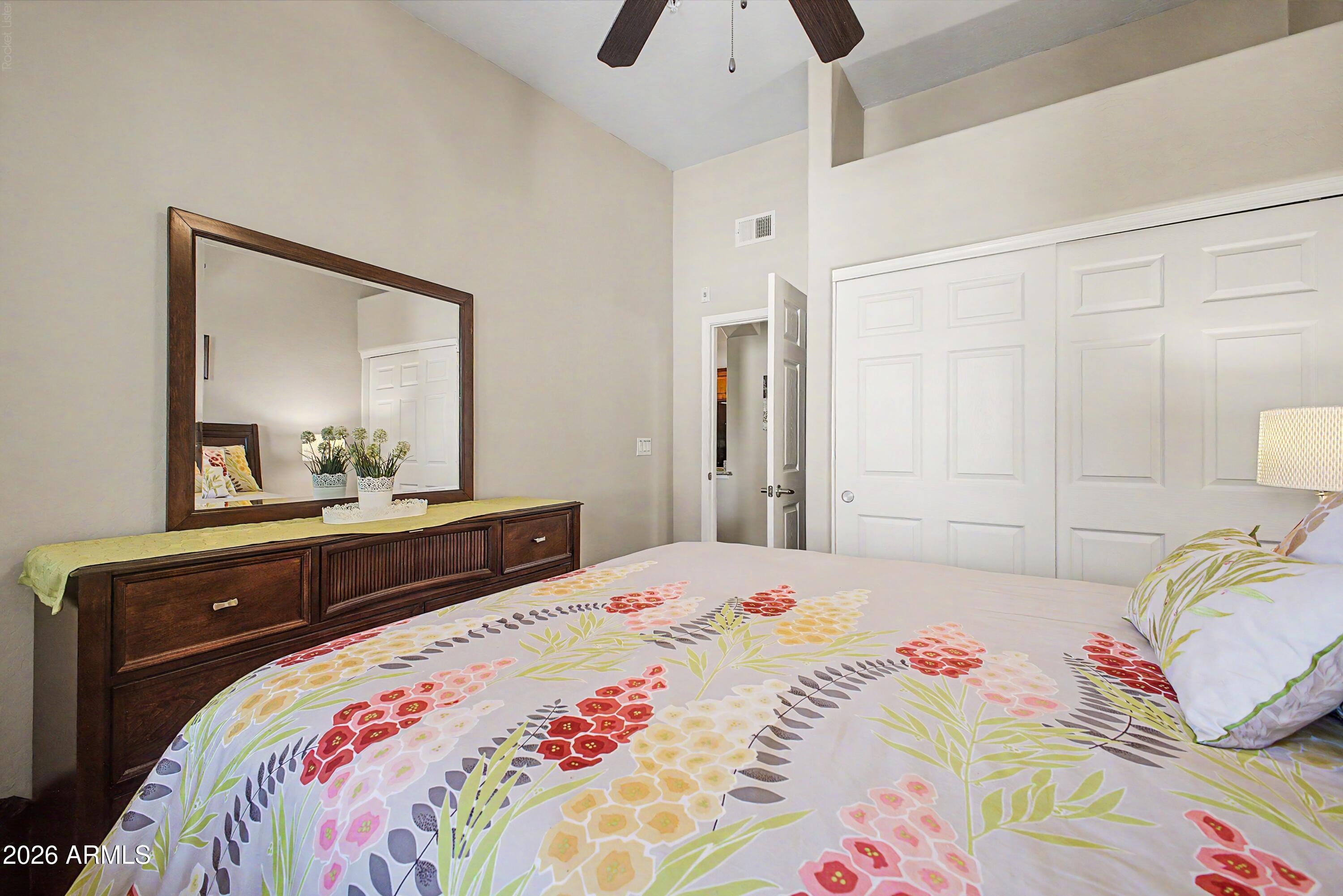 COYOTE LANDING CONDOMINIUM PHASE 1 - Residential